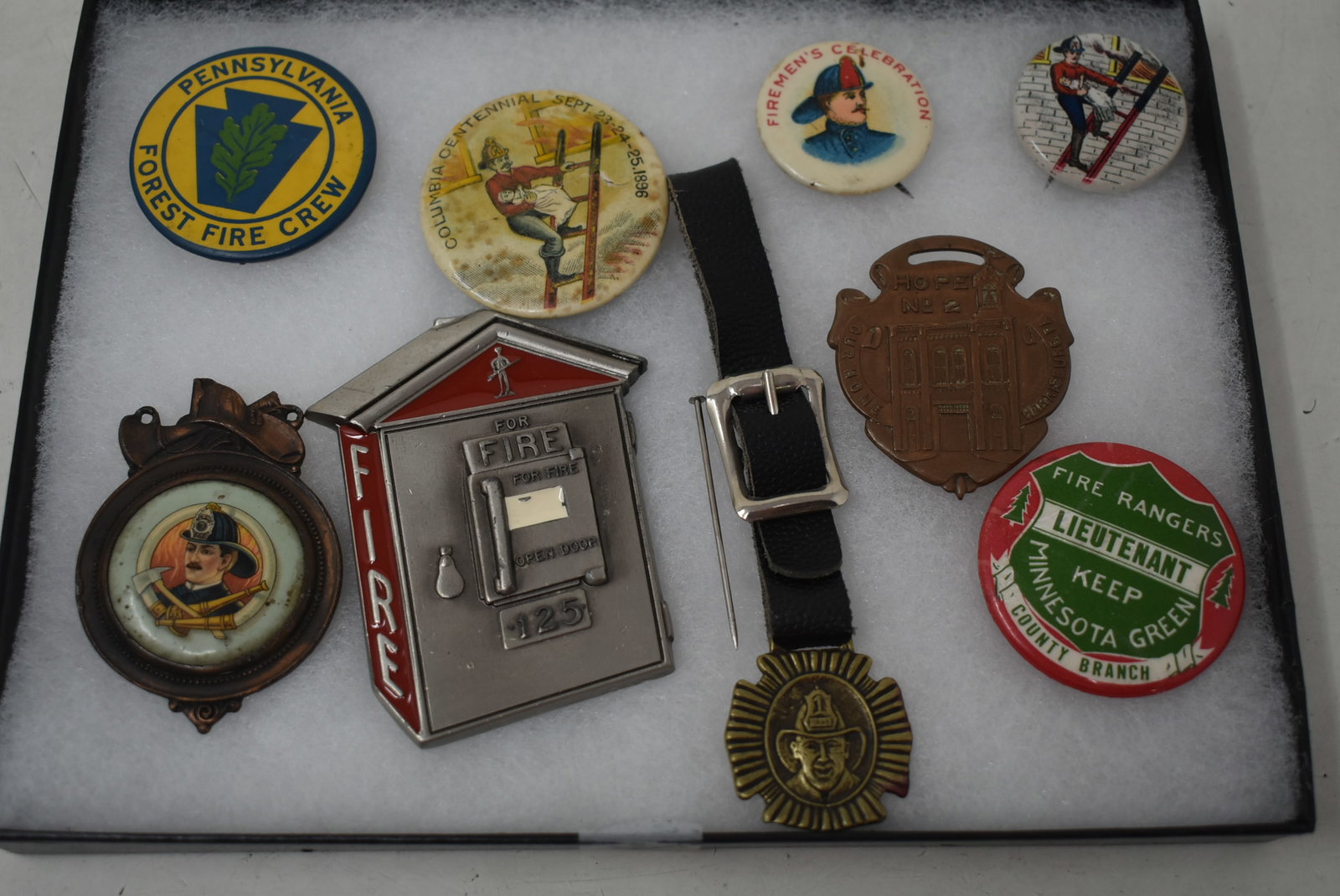 Collection of Fireman Related Vintage Small Items: A Collection of Vintage Fireman Small Items as shown. Case not included.