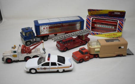 Lot of Die-Cast Cars & Trucks