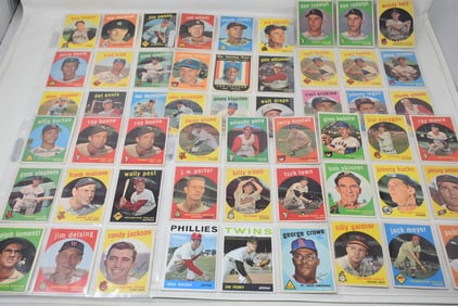 Group of 81 Topps 1959 Baseball Cards