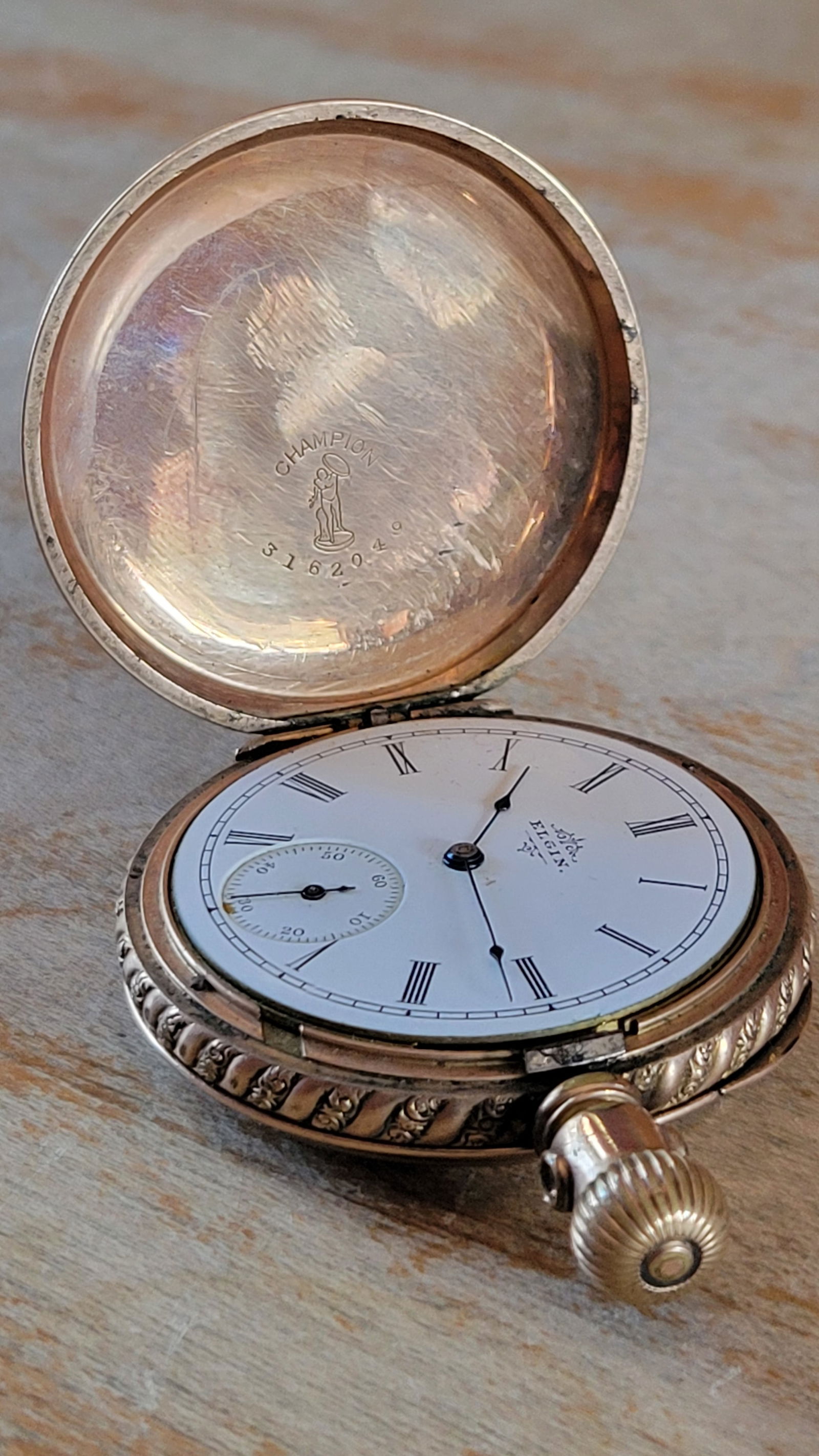 Vintage Elgin Pocket Watch Hunter Case (1 of 7)