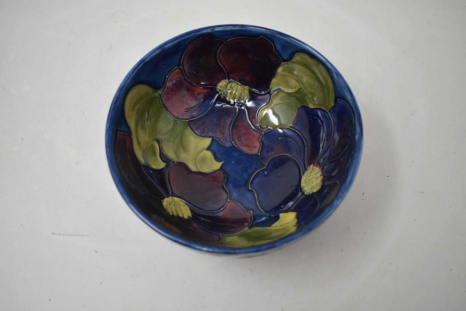 Moorcroft England Cobalt Blue Clematis 6" Bowl (1 of 4)