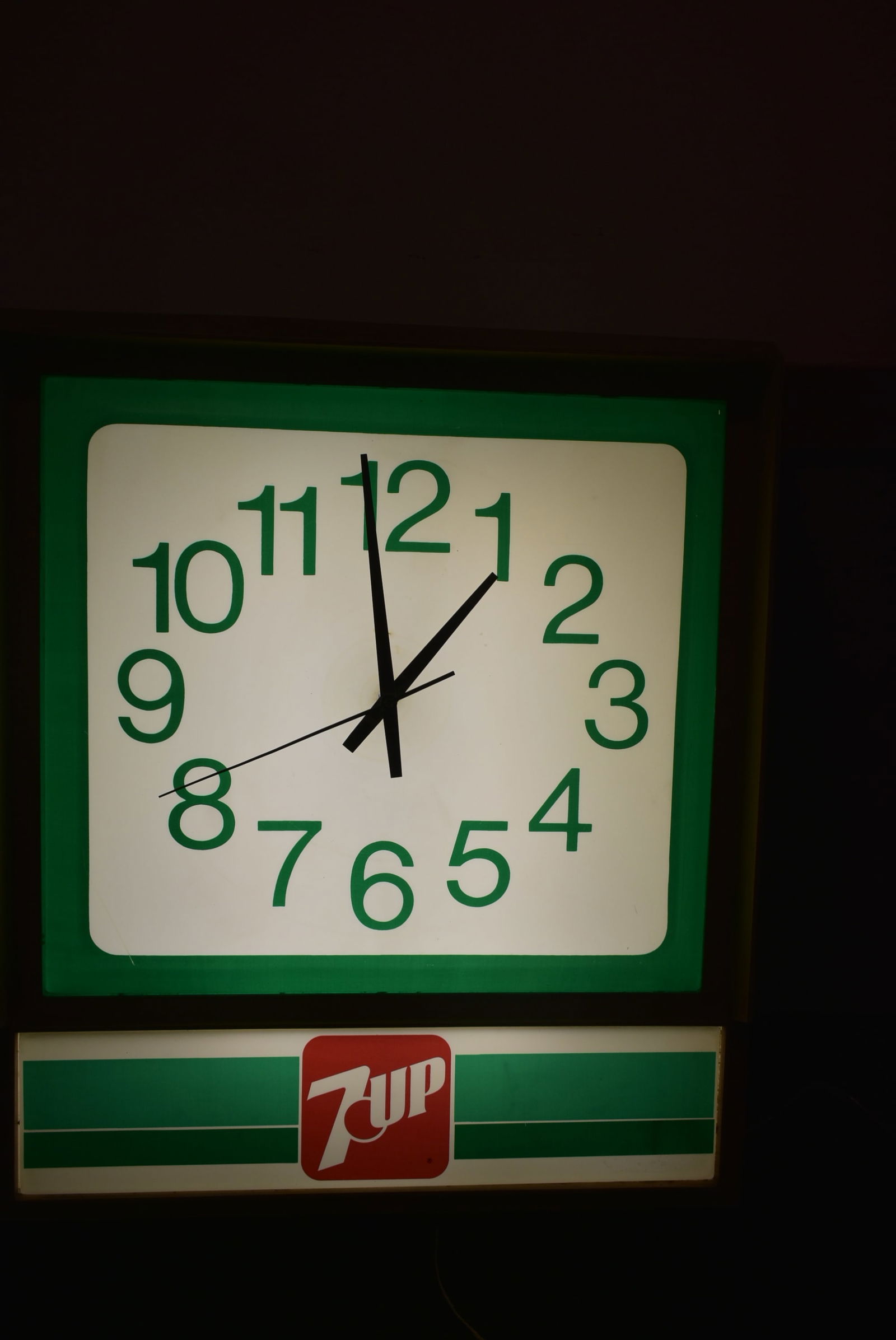Vintage 7up Sign Clock Light Working (1 of 7)