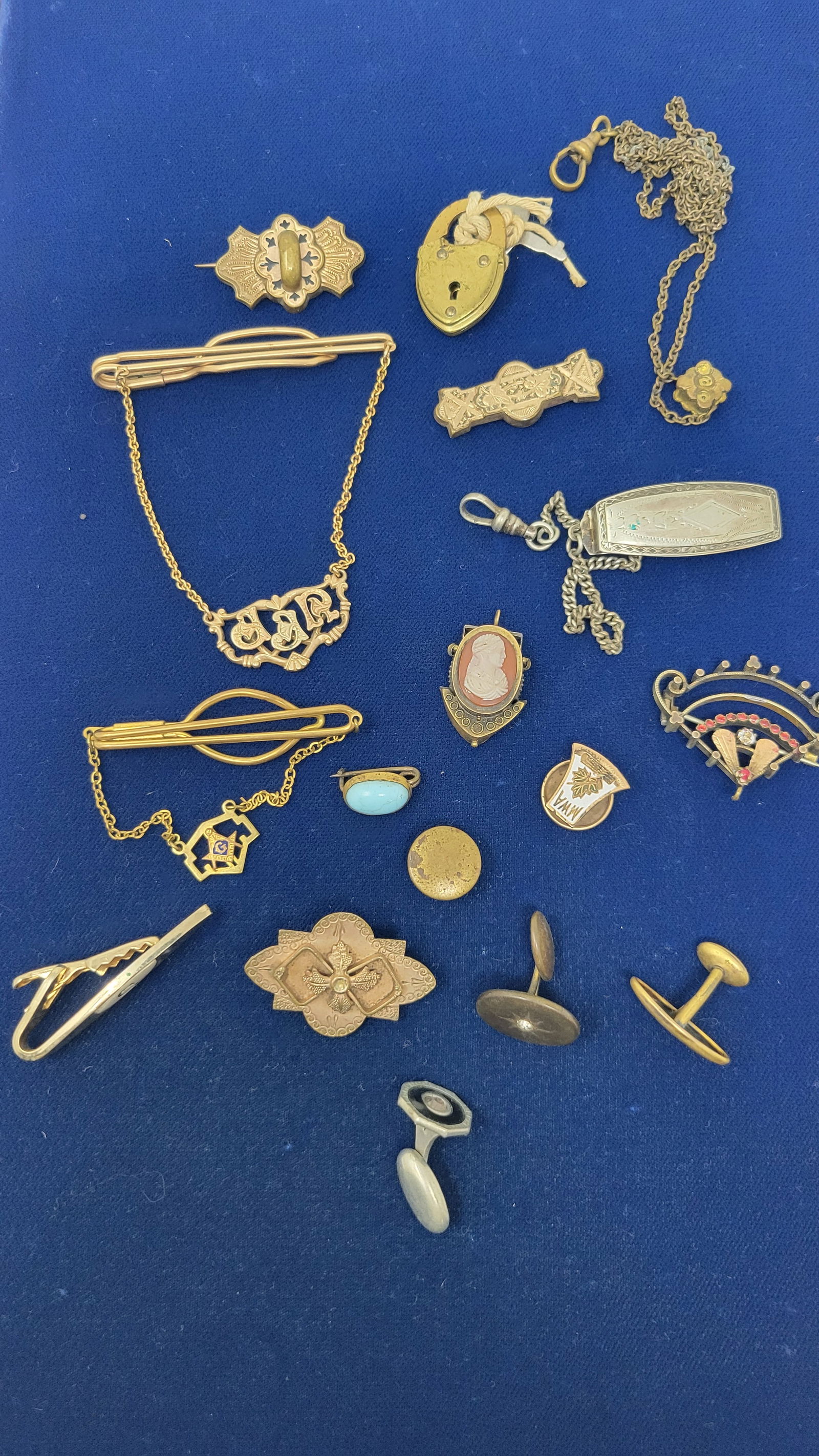 Lot of Vintage Jewelry Fobs, Tie Tacks, etc (1 of 4)