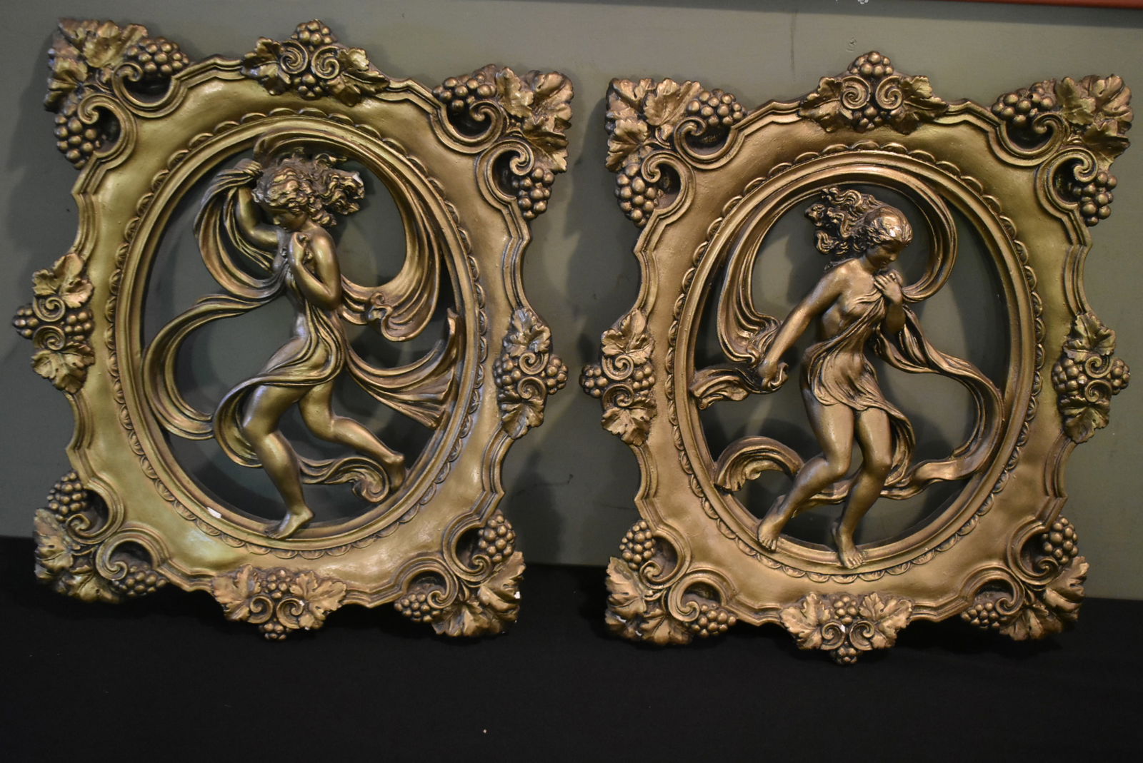 Pair of Art Nouveau Wall Plaques (1 of 6)