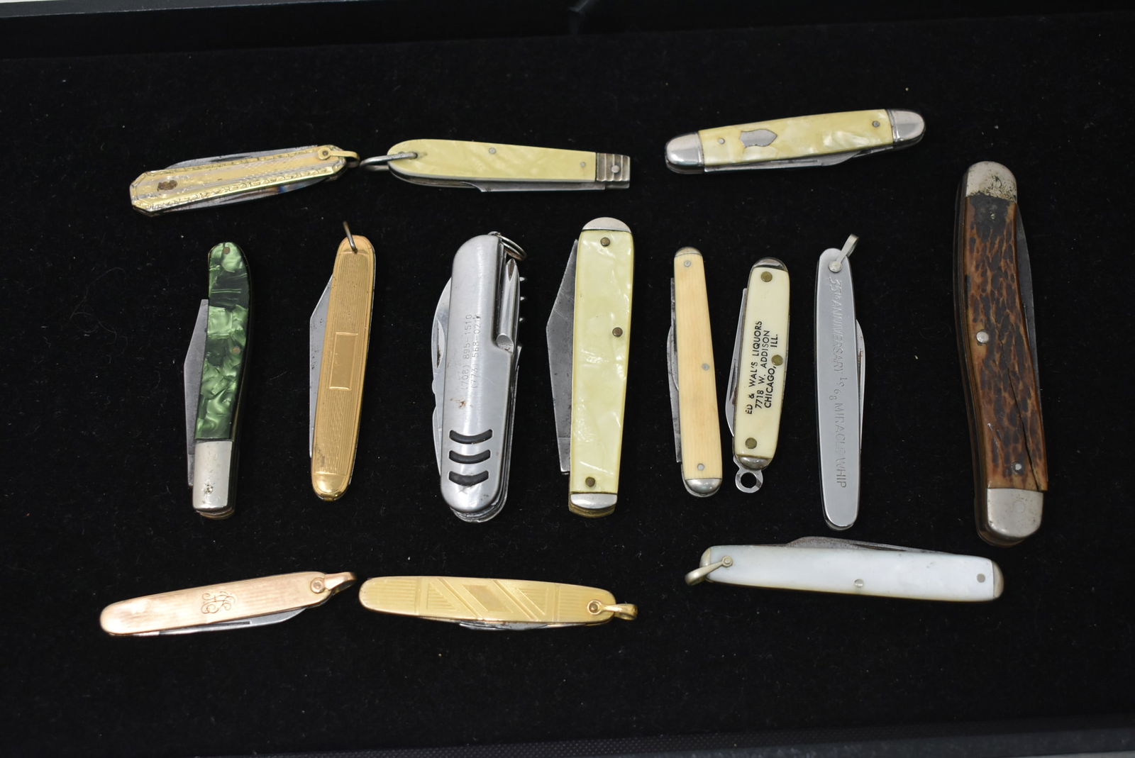 Lot of 13 Assorted Pocket Knives Vintage: A Group of 13 Assorted Vintage Pocket Knives.