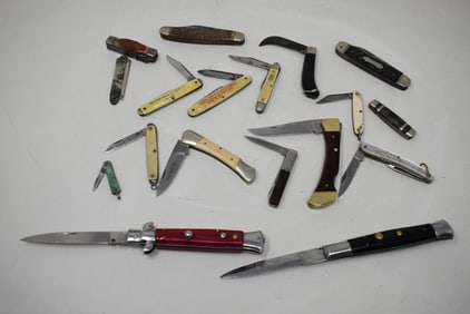 Group of 18 Assorted Knives