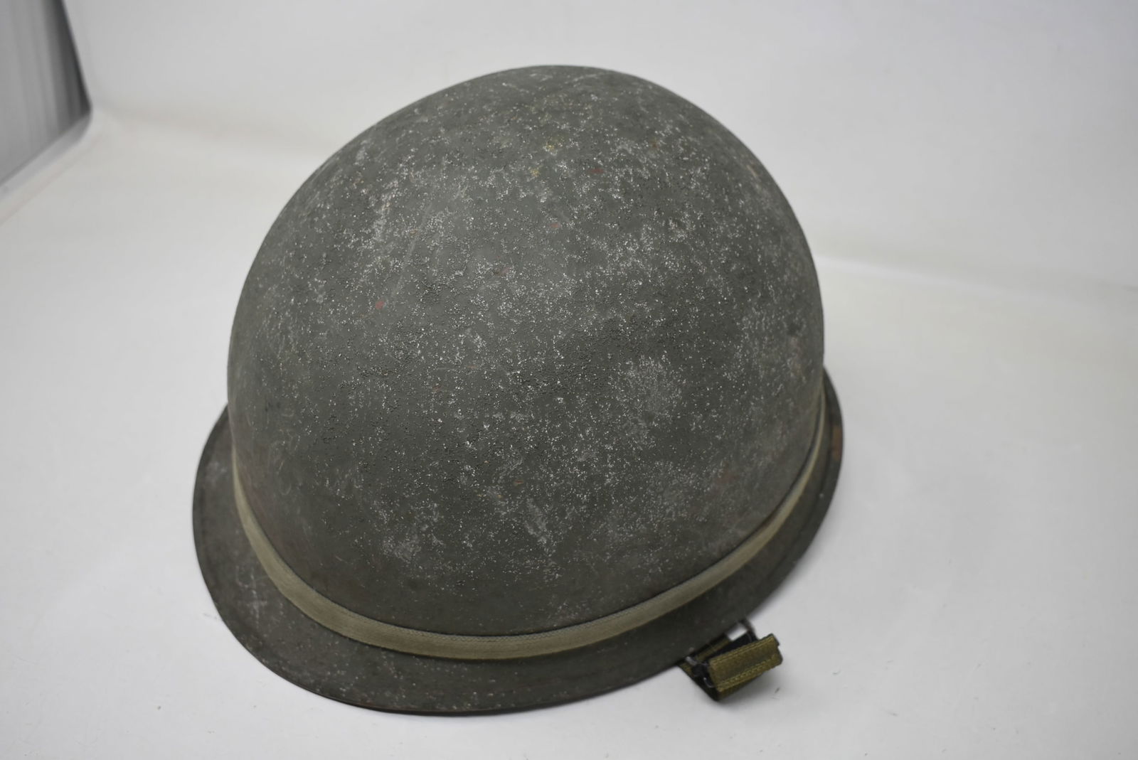 Viet Nam Era U.S. Army Military M1 Helmet with Liner (1 of 5)