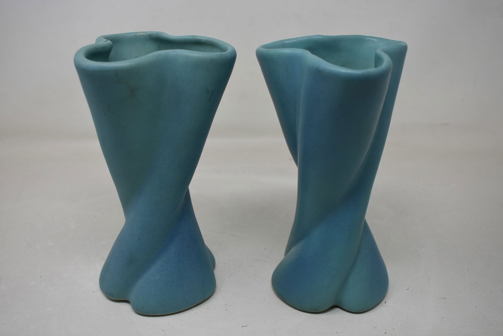 Pair of Van Briggle Clover Shape 7" Vases Blue (1 of 5)