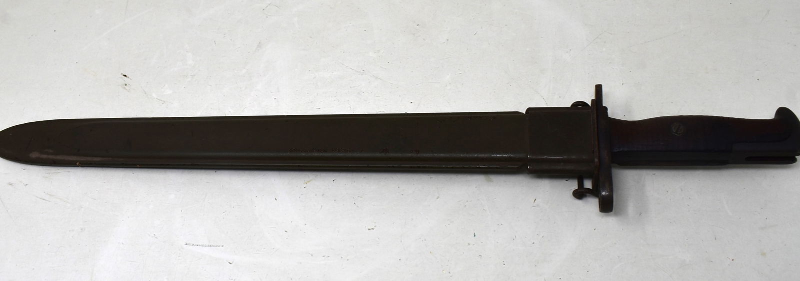 WWI U.S. Springfield M1905 Bayonet with Scabbard (1 of 7)