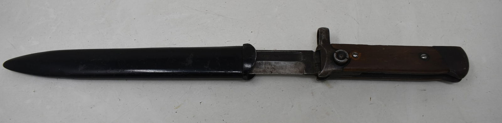 Italian WWII M1938 Mannlichen Carcano Short Rifle Fold-In Bayonet (1 of 5)