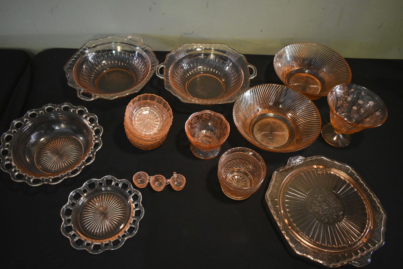 Large Lot of Pink Depression Glass (1 of 4)
