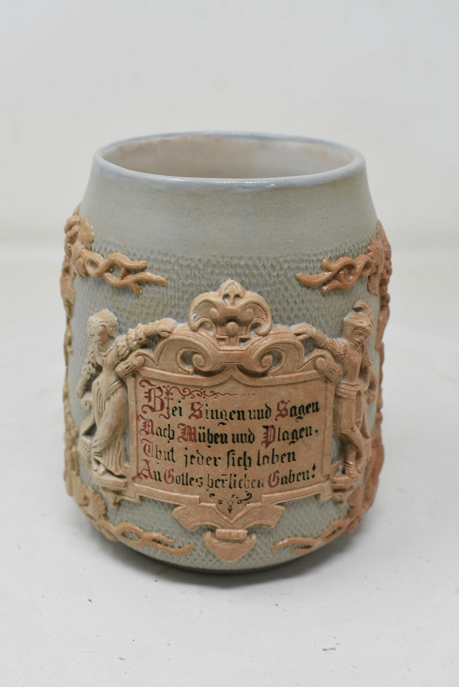 Mettlach 1370 1/2 Liter Beer Stein (1 of 5)