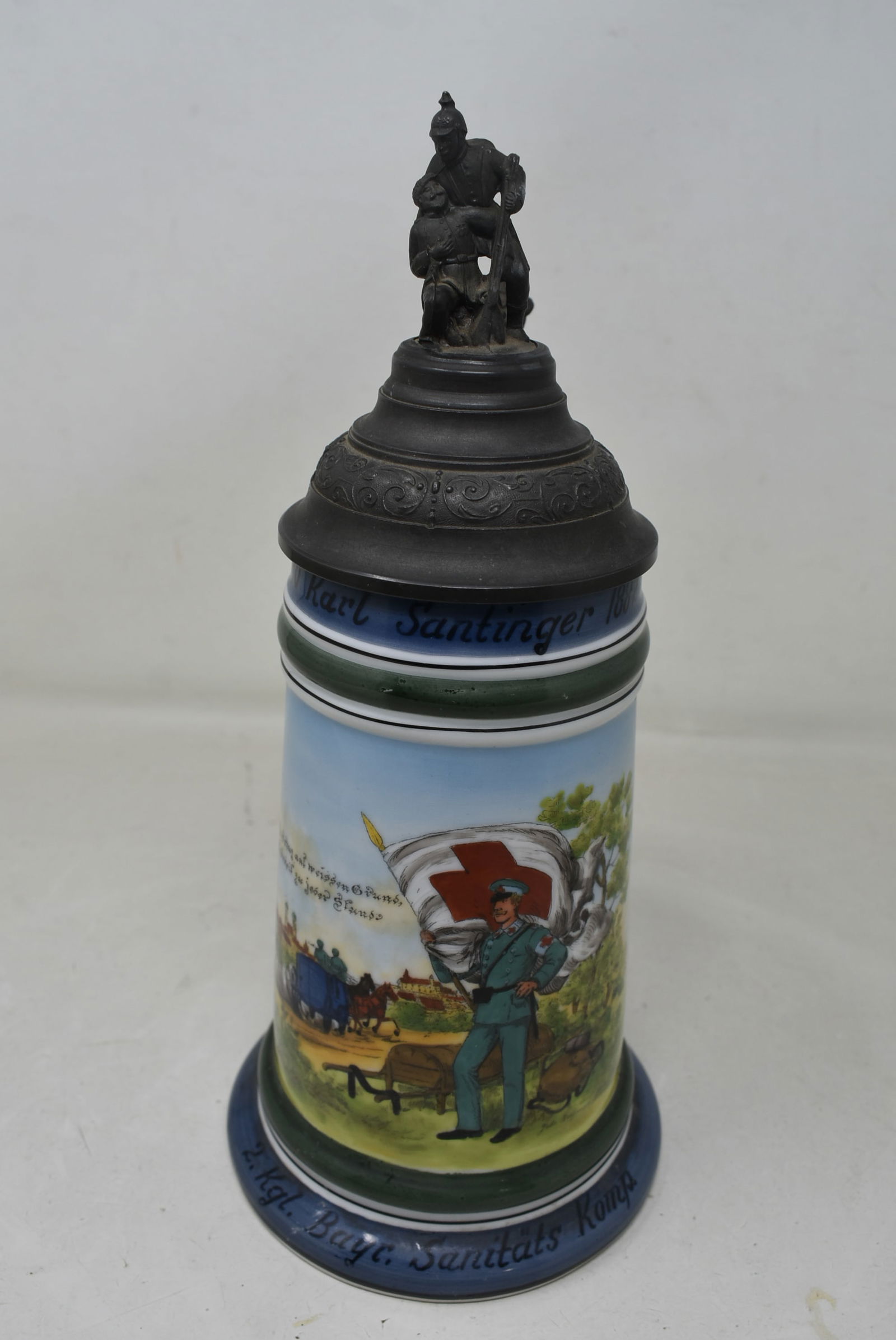 1/2 Liter Regimental Red Cross Reproduction Porcelain Beer Stein (1 of 11)