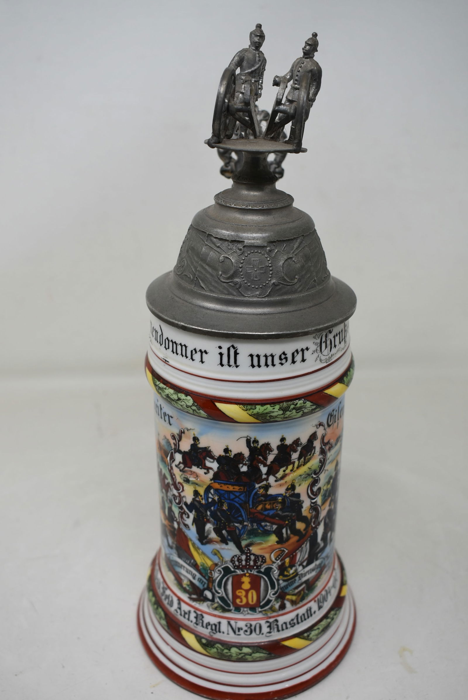 1/2 Liter German Regimental Porcelain Beer Stein 1904-06 (1 of 10)