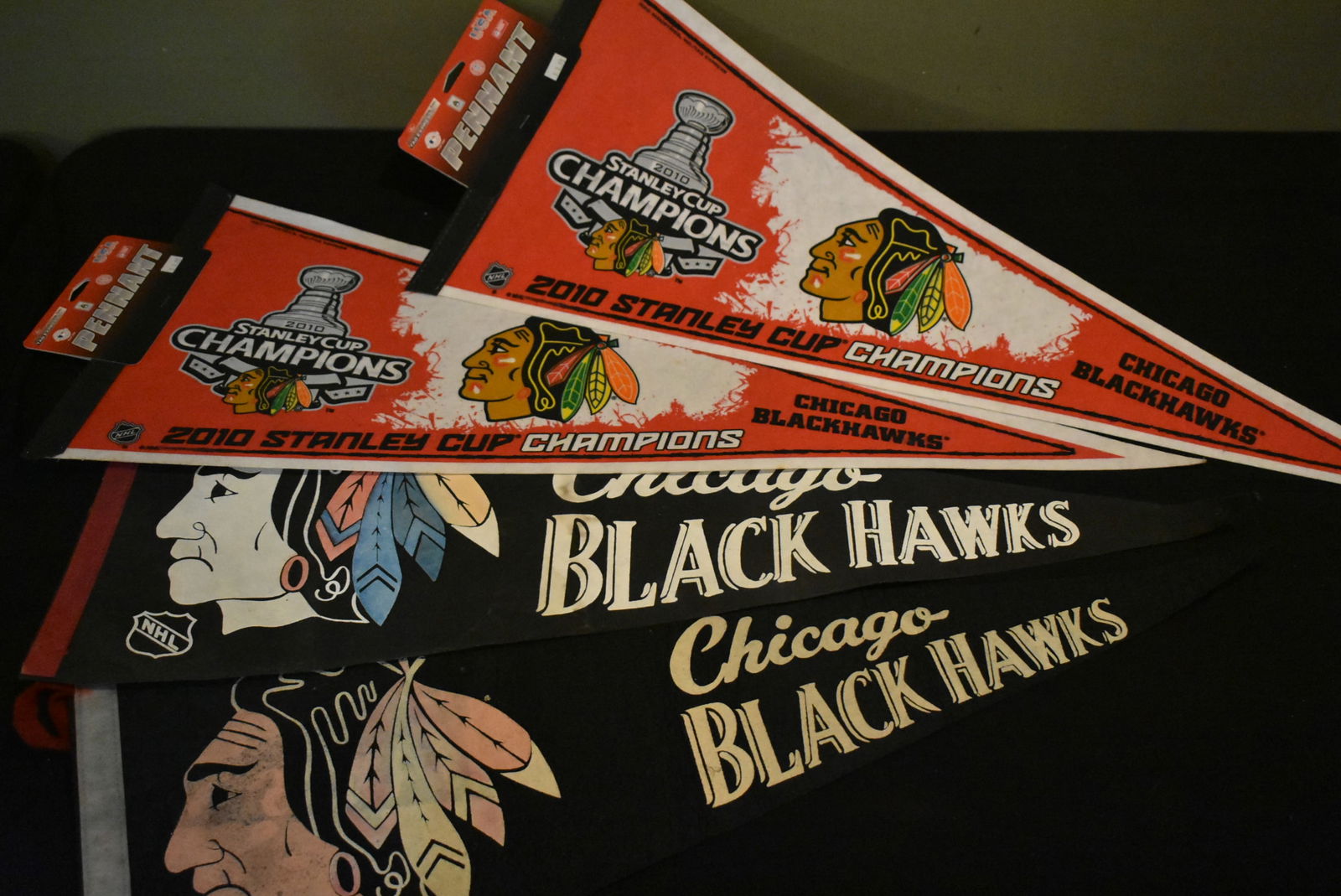 4 Chicago Blackhawks NHL Felt Pennants (1 of 4)