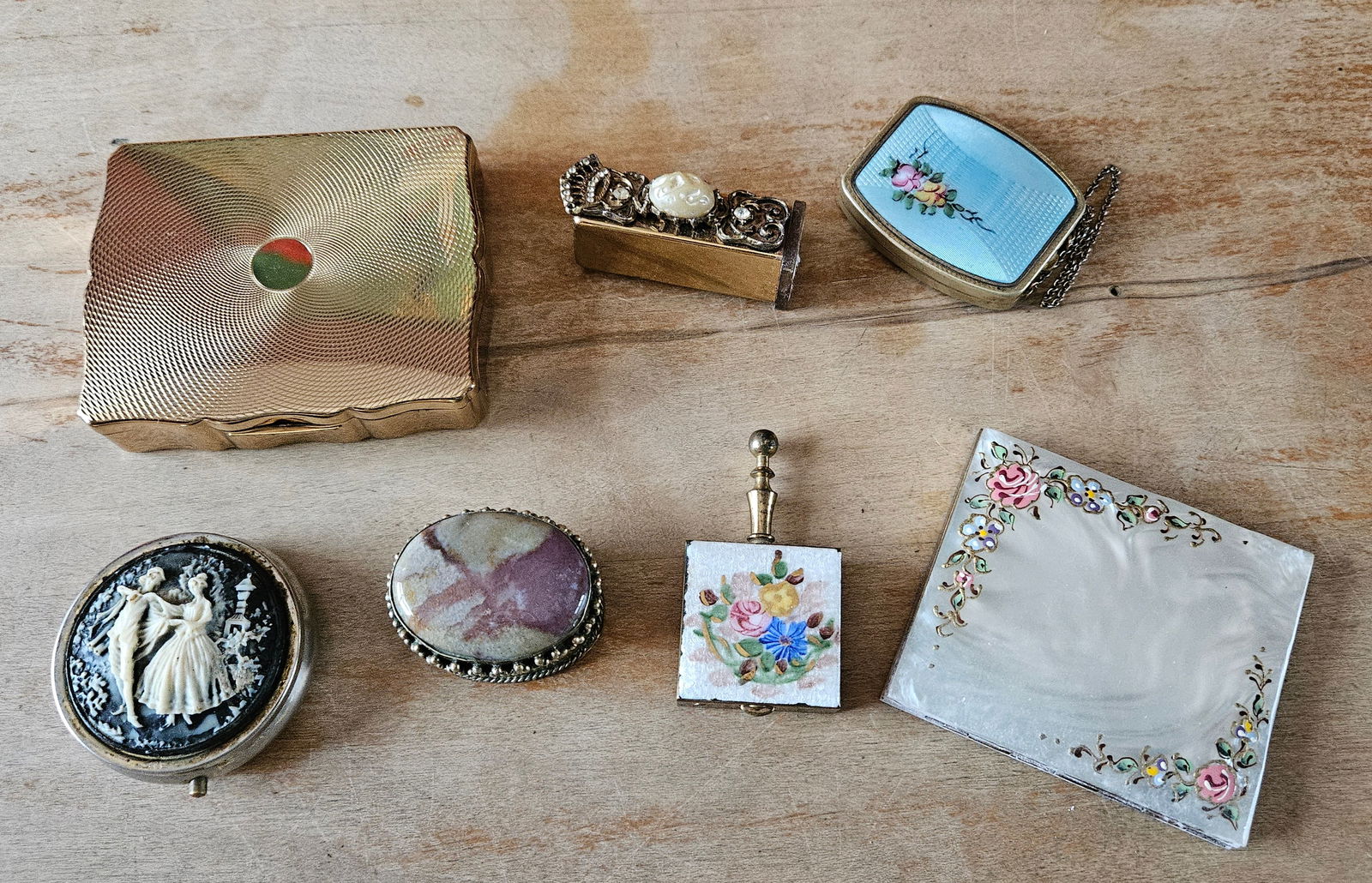 Lot of 7 Vintage Compacts, misc (1 of 7)