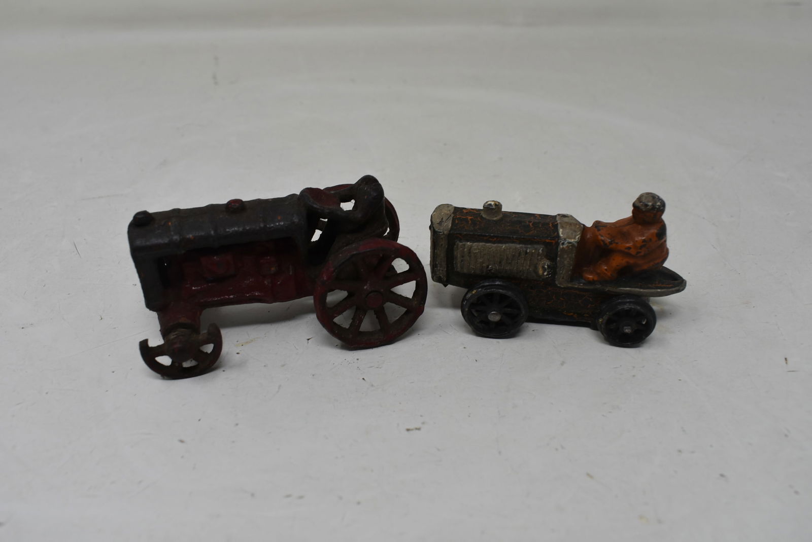2 Vintage Cast Iron Tractors (1 of 5)