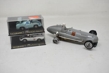 3 Vintage Slot Cars Group