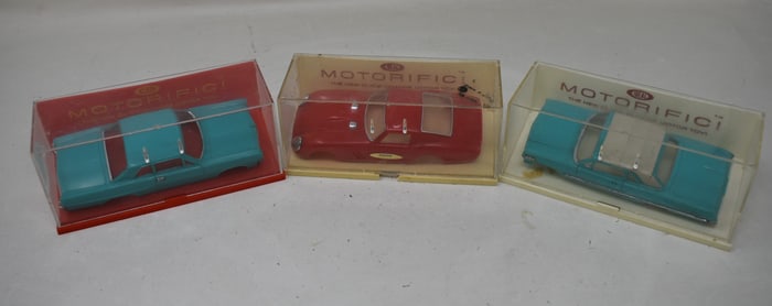 3 Vintage Ideal Motorific Slot Cars Bodies In Boxes