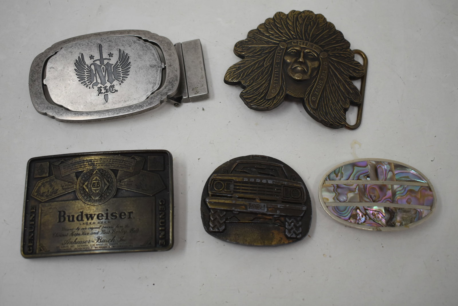 5 Vintage Belt Buckles (1 of 4)