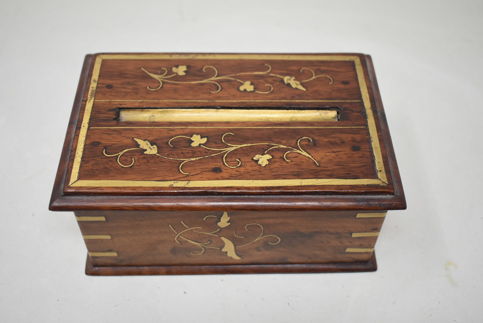 Vintage Brass Inlay Wood Cigarette Dispenser Box (1 of 6)