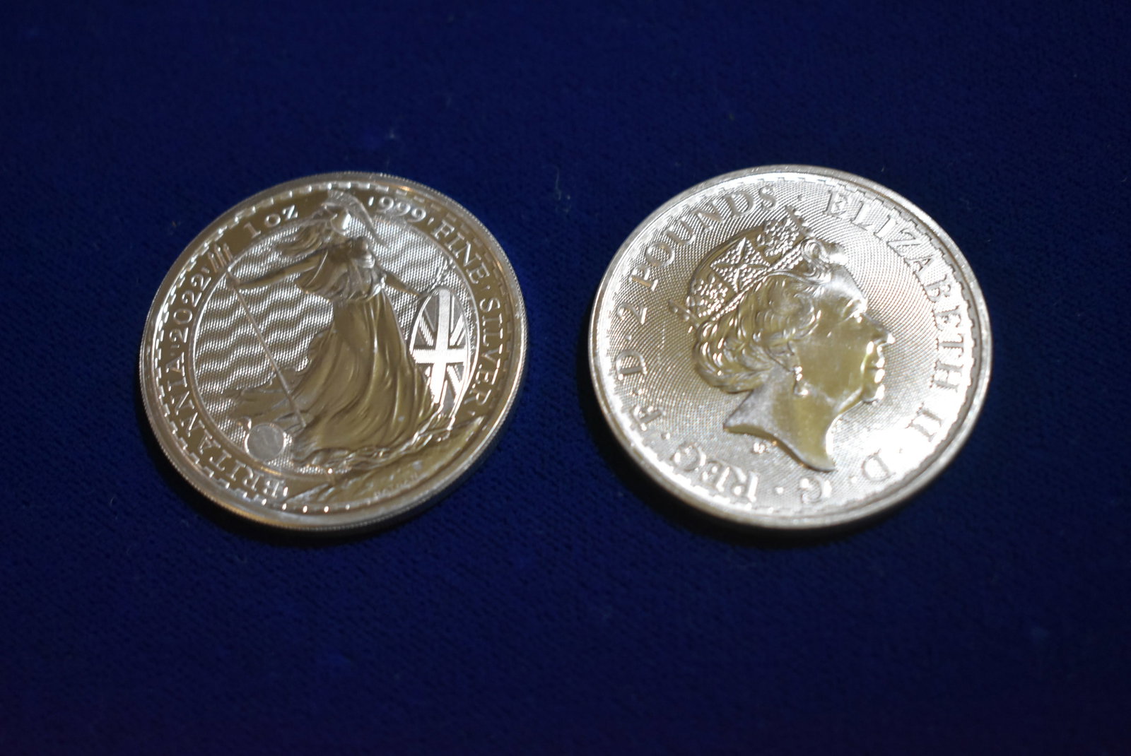 Lot of 2 1oz Silver Britannia 2022 .999 Uncirculated (1 of 3)