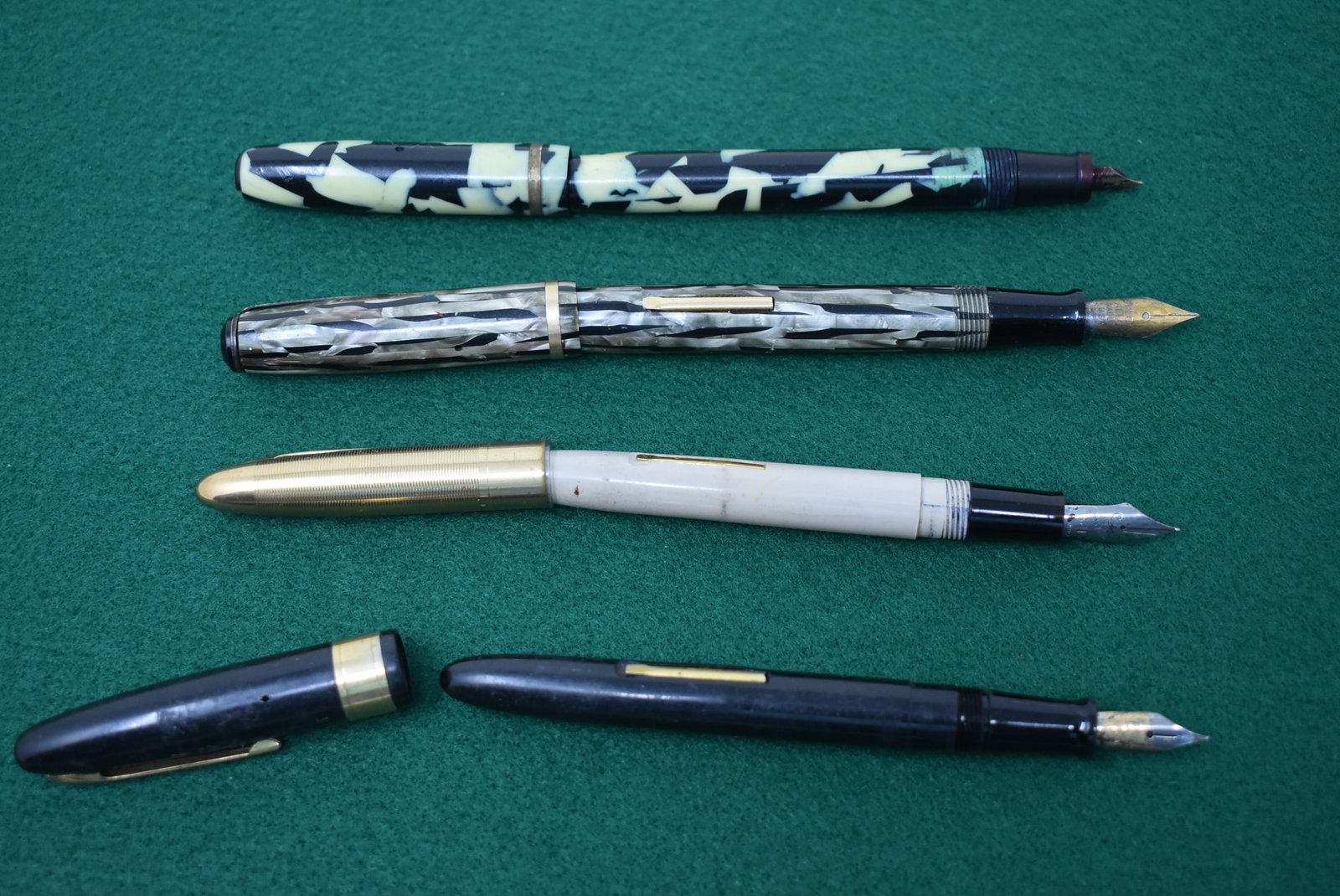 Group of 4 Fountain Pens (1 of 3)