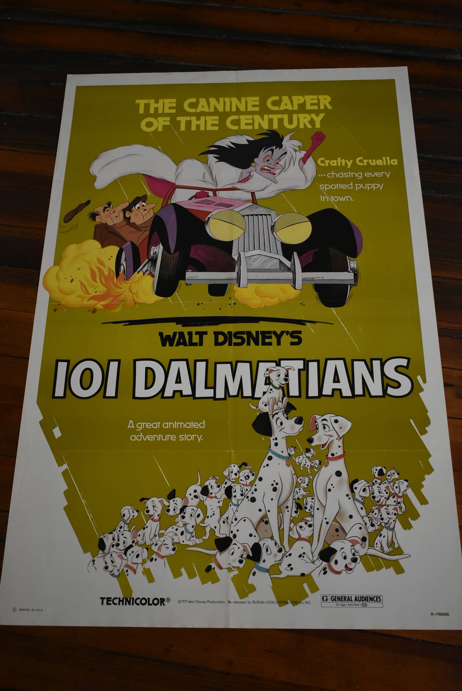 1979 Walt Disney 101 Dalmatians Original One Sheet Movie Theater Poster 41 x 27 (1 of 5)