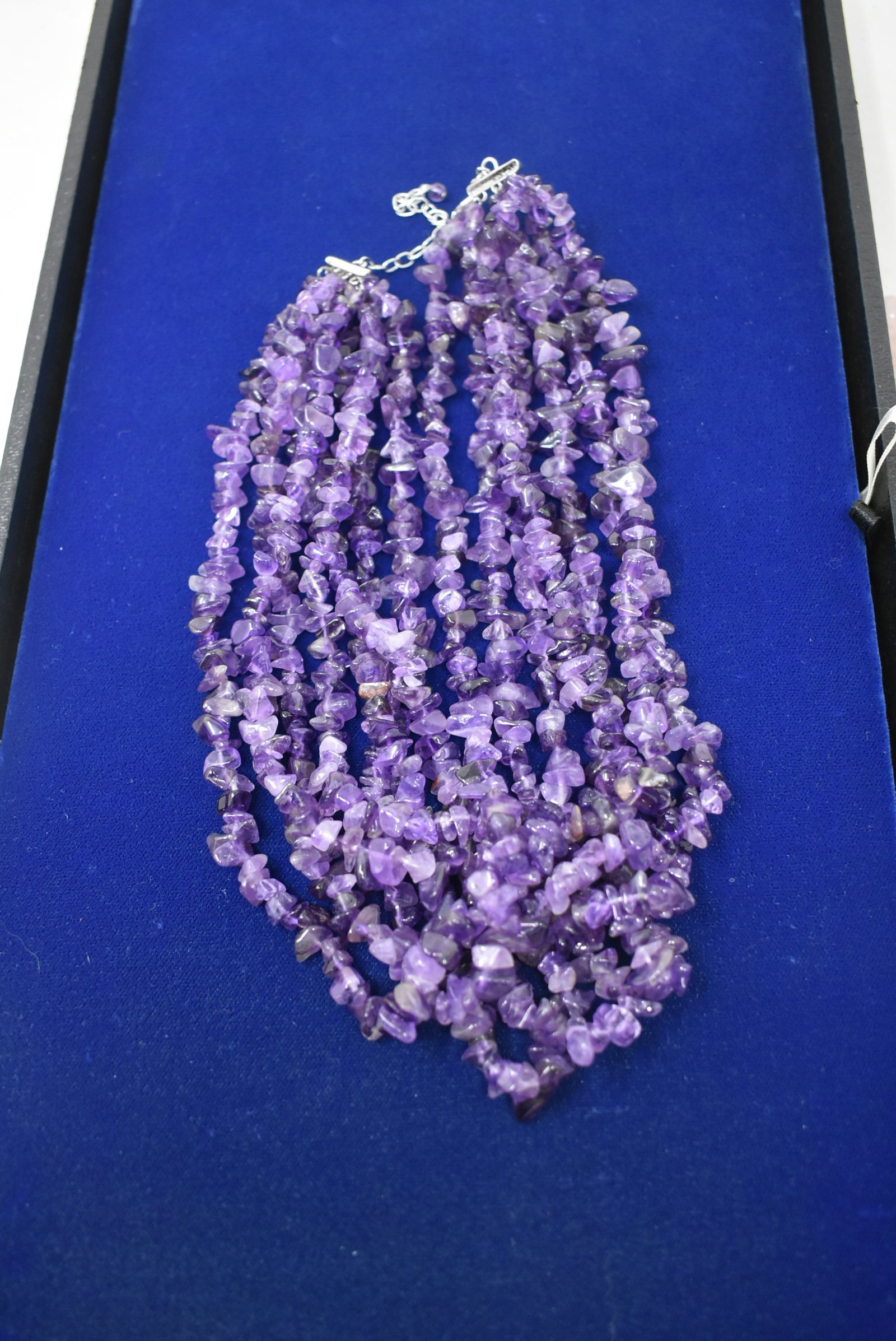3 NICE Stone Statement Necklaces - 4