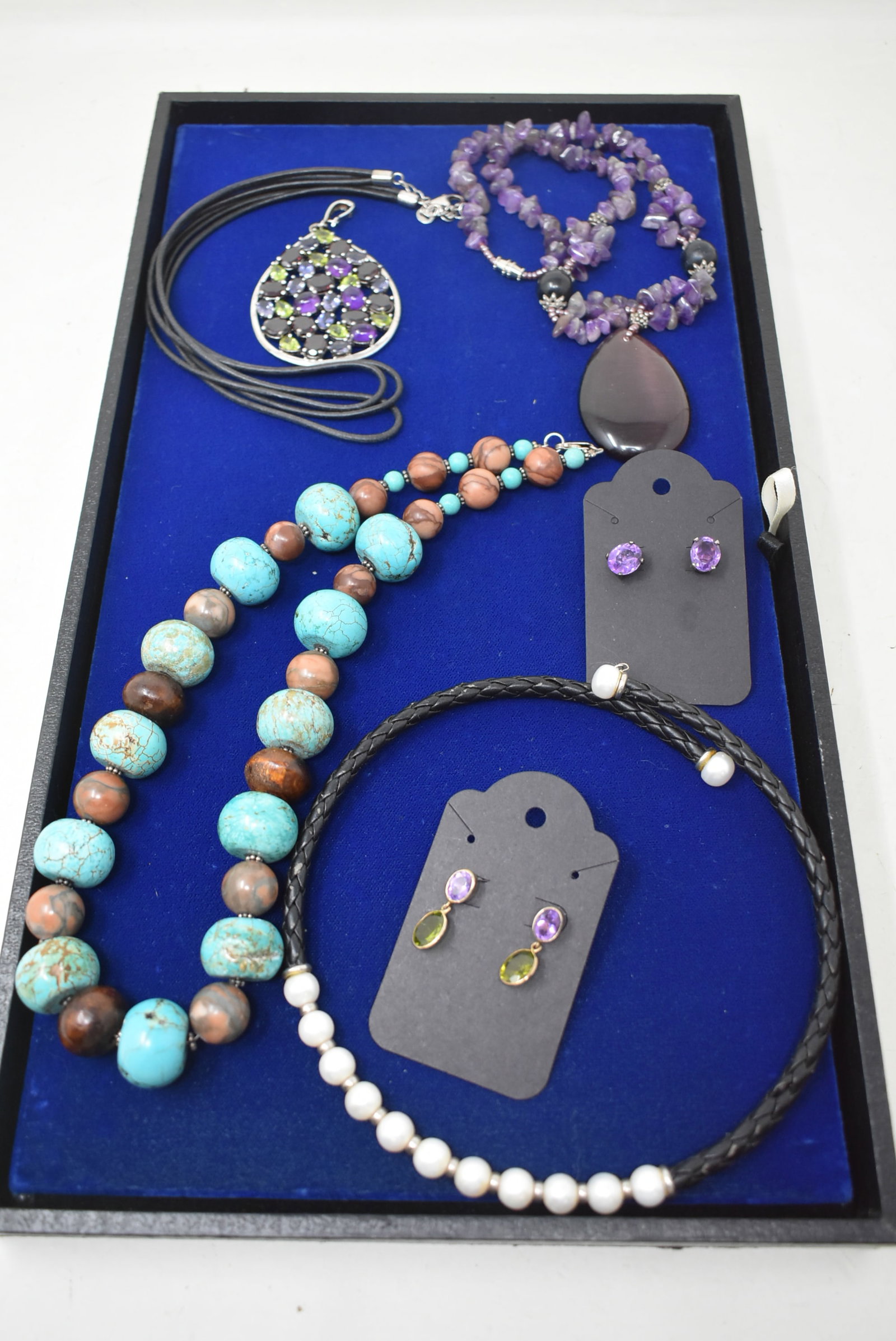 Lot of Premium Stone Jewelry, Necklaces & Earrings: A Group of Premium Stone Jewelry including 4 Necklaces and 2 Pairs of Earrings. Excellent condition. Some with Sterling Fittings.