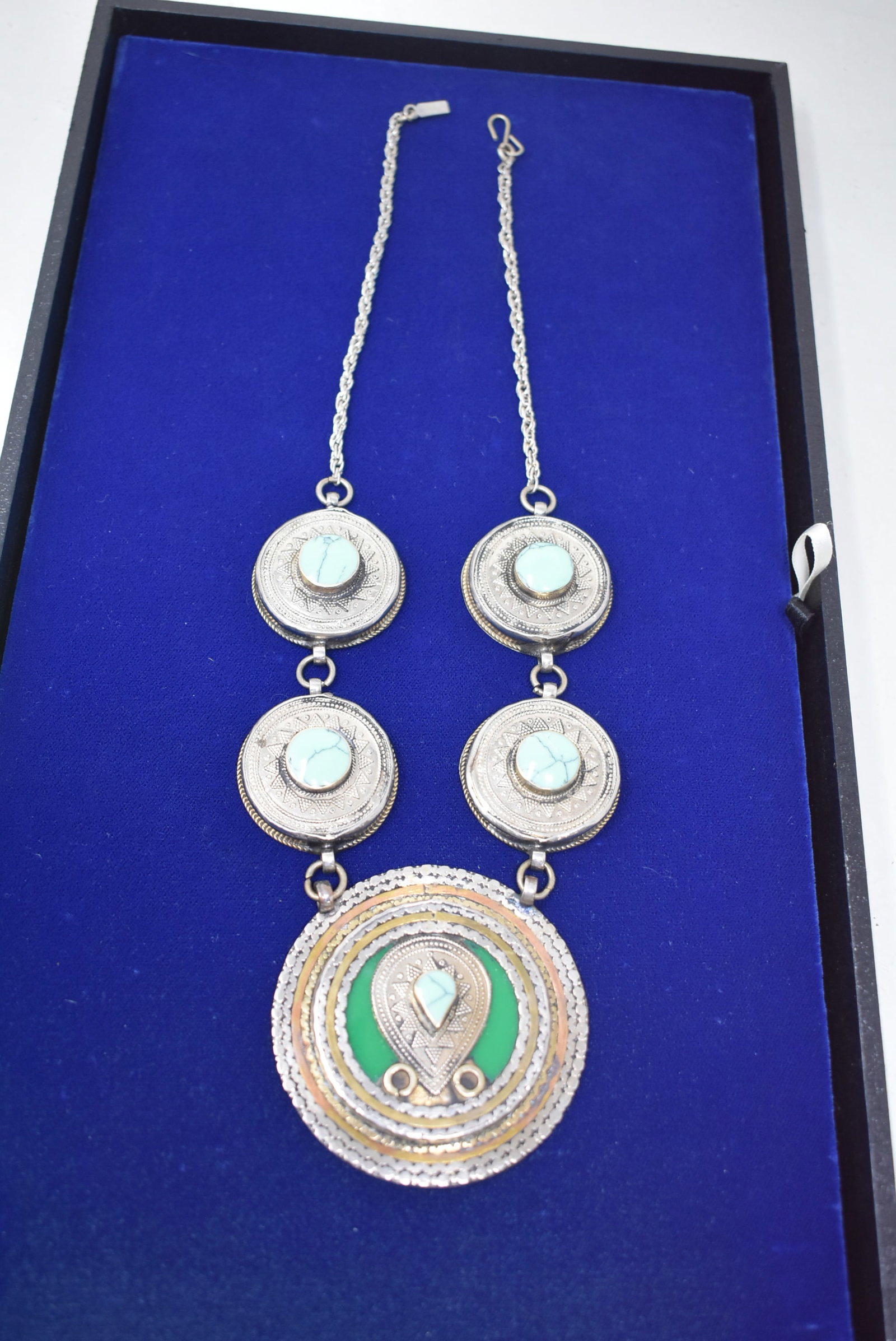 Vintage VM Vanessa Mooney Turquoise Tribal Necklace: Vintage VN Vanessa Mooney Turquoise Tribal Necklace. In nice condition.