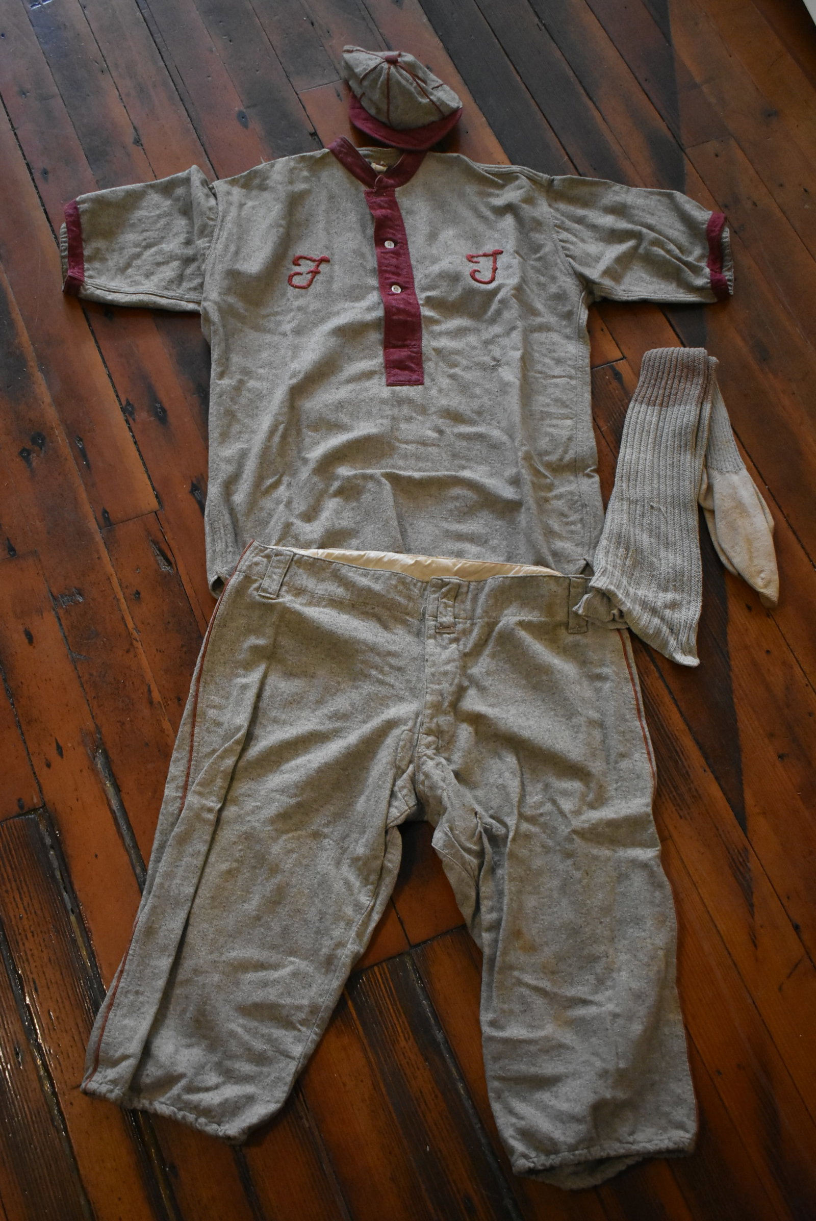 Early 1940s Wool Baseball Uniform (1 of 7)