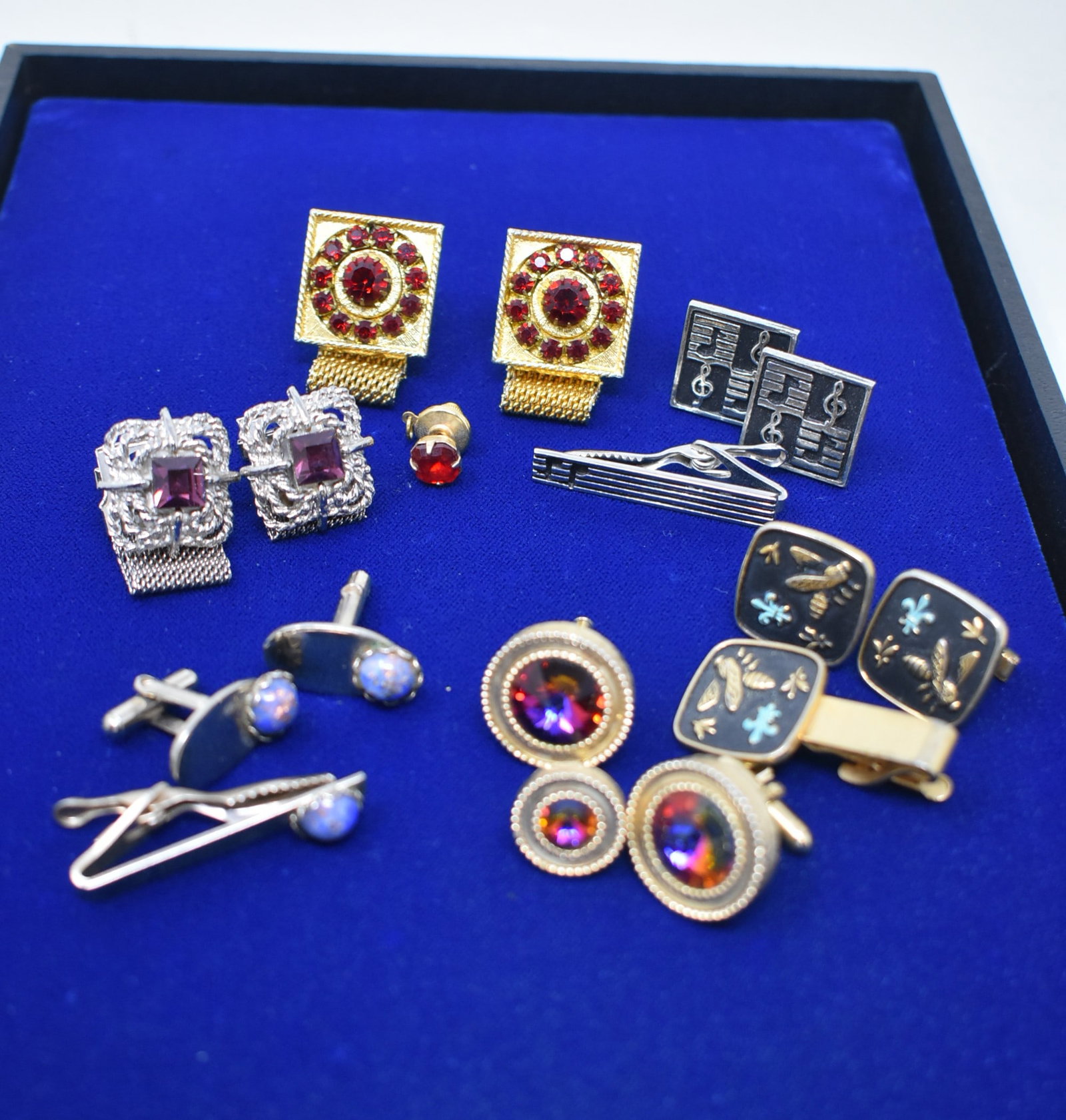 Group of Vintage Cufflinks & Tie Tack Sets (1 of 4)