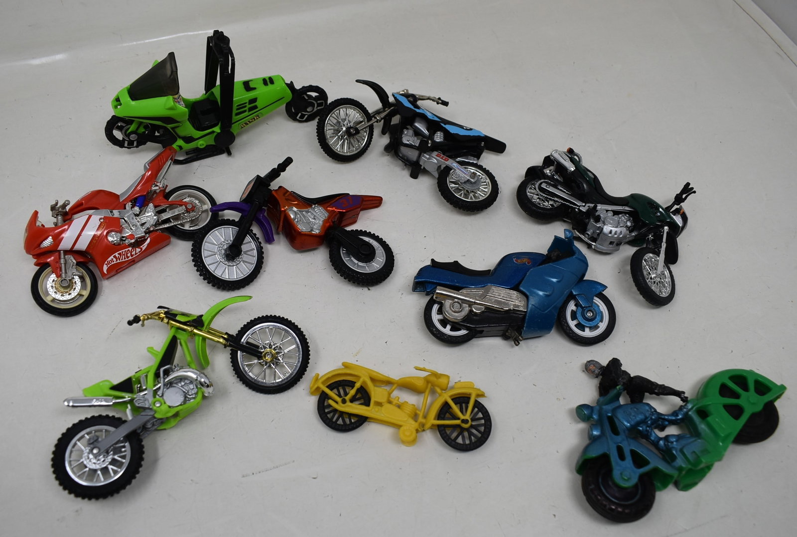 Group of Die-Case and Plastic Motorcycles (1 of 4)