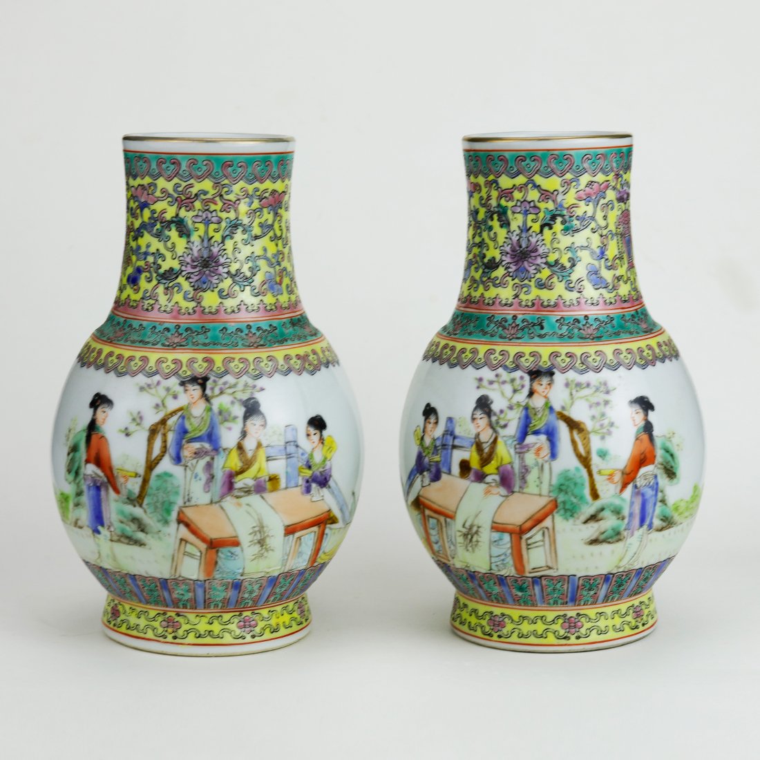 Hand painted pastel ladies picture vase, 2 (1 of 7)