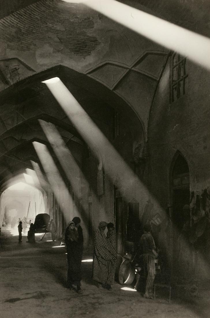 MARC RIBOUD (1923–2016) Ispahan, Iran 1956: Vintage silver print 29,8 x 20 cm UNESCO credit stamp and label with photographer's credit and description on the reverse The buyers premium for all items exported out of E.C. (European Community) is