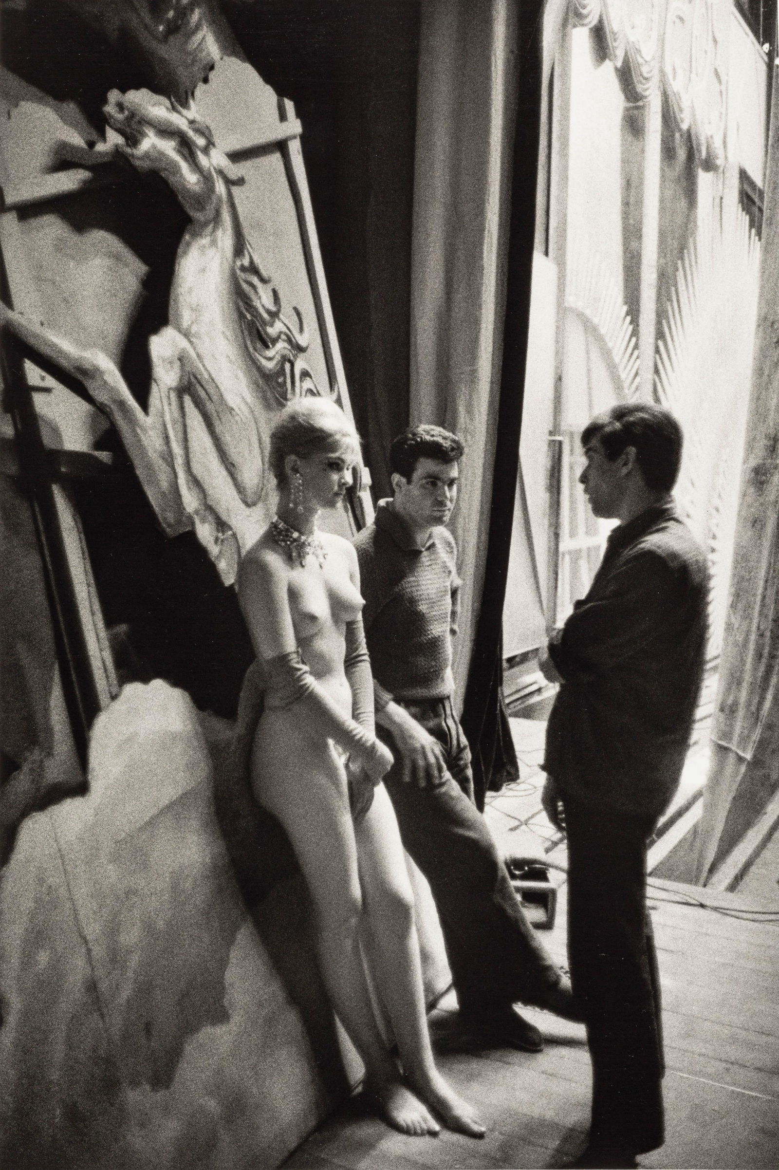 JEAN-PHILIPPE CHARBONNIER (1921–2004): JEAN-PHILIPPE CHARBONNIER (1921–2004)‘Behind Folies Bergère’, Paris 1960Gelatin silver print, printed in the 1990s 35,8 x 24,1 cm Signed, titled and dated by the photographer in