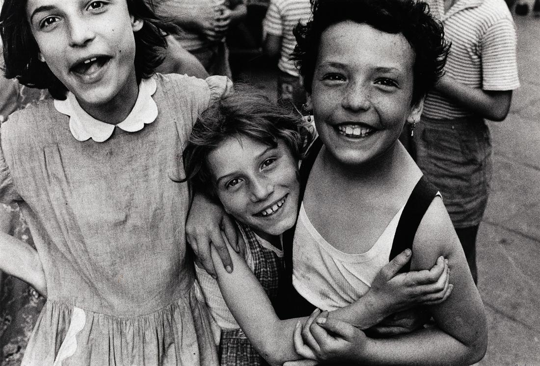 WILL MCBRIDE (1931–2015): WILL MCBRIDE (1931–2015) | Florence, Italy 1957 | Gelatin silver print, printed in the 1980s | 40,3 x 58,9 cm | Signed, annotated and dated by the photographer in ink in the margin PROVENANCE Pr