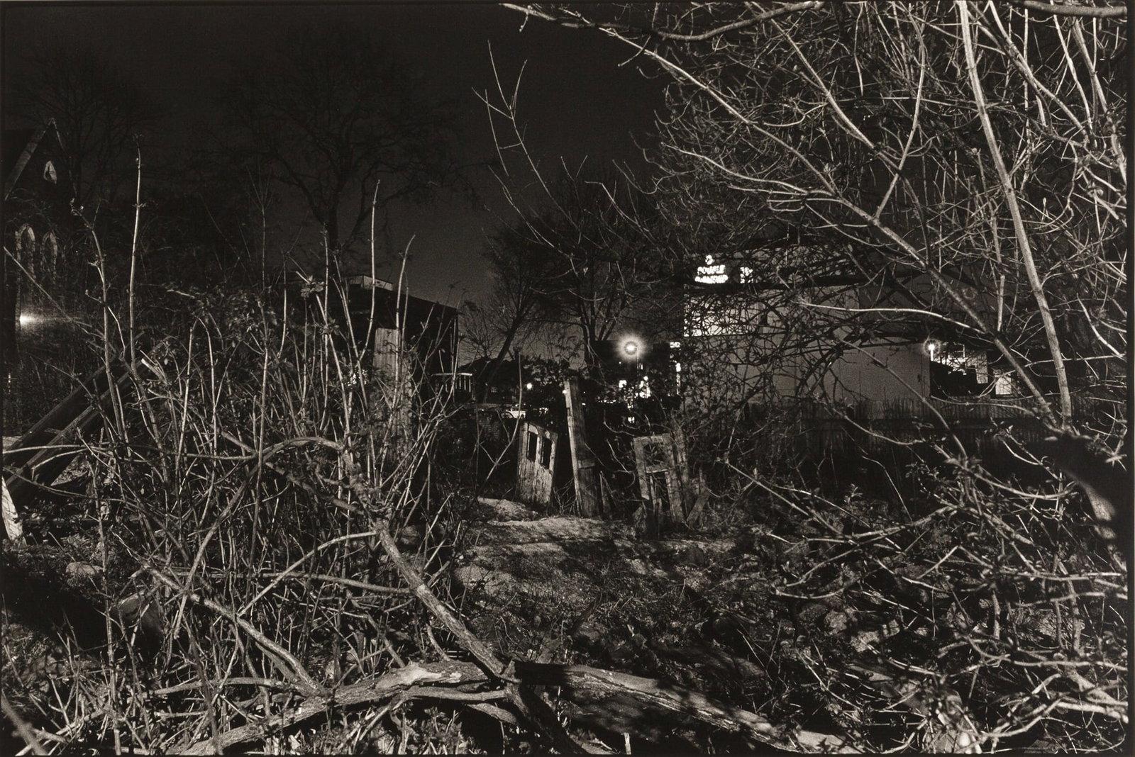 PETER MARLOW (1952–2016): PETER MARLOW (1952–2016) | Isle of Dogs, formerly the Victorian docking area at Thames river, London 1983 Image Size: 37,3 x 55,3 cm English: *Fully Taxed. Gelatin silver print, printed in 1989