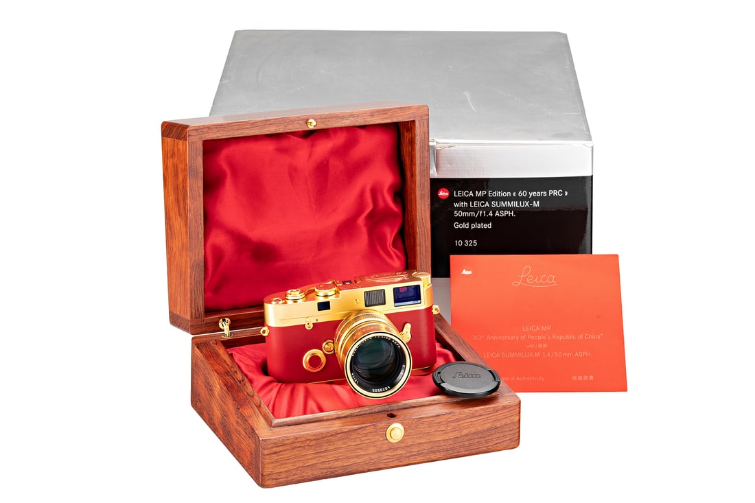 Leica MP Gold Edition '60 Years PRC' : Start price: € 20,000 Estimate: € 34,000–40,000 Start price: RMB 150,000 Estimate: RMB 260,000–300,000 SN: 3511479 Year: 2009 Condition: A