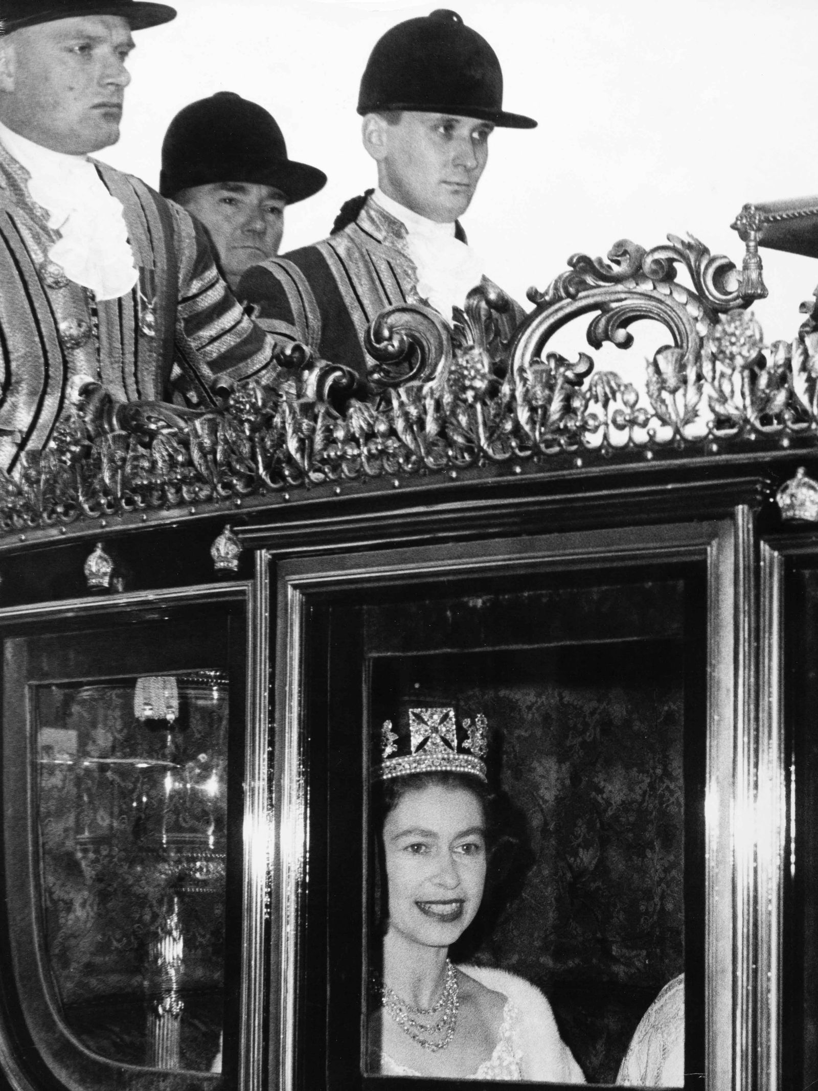 THE EVENING NEWS | Queen Elisabeth, 1964 (1 of 1)