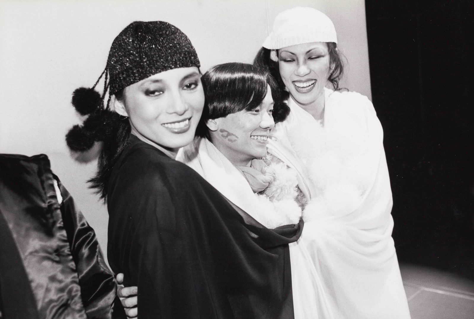 VOLKER HINZ (1947–2019) | Fashion Hong Kong Ragence Lam, 1977: Vintage print, 21 x 30 cm, stamped