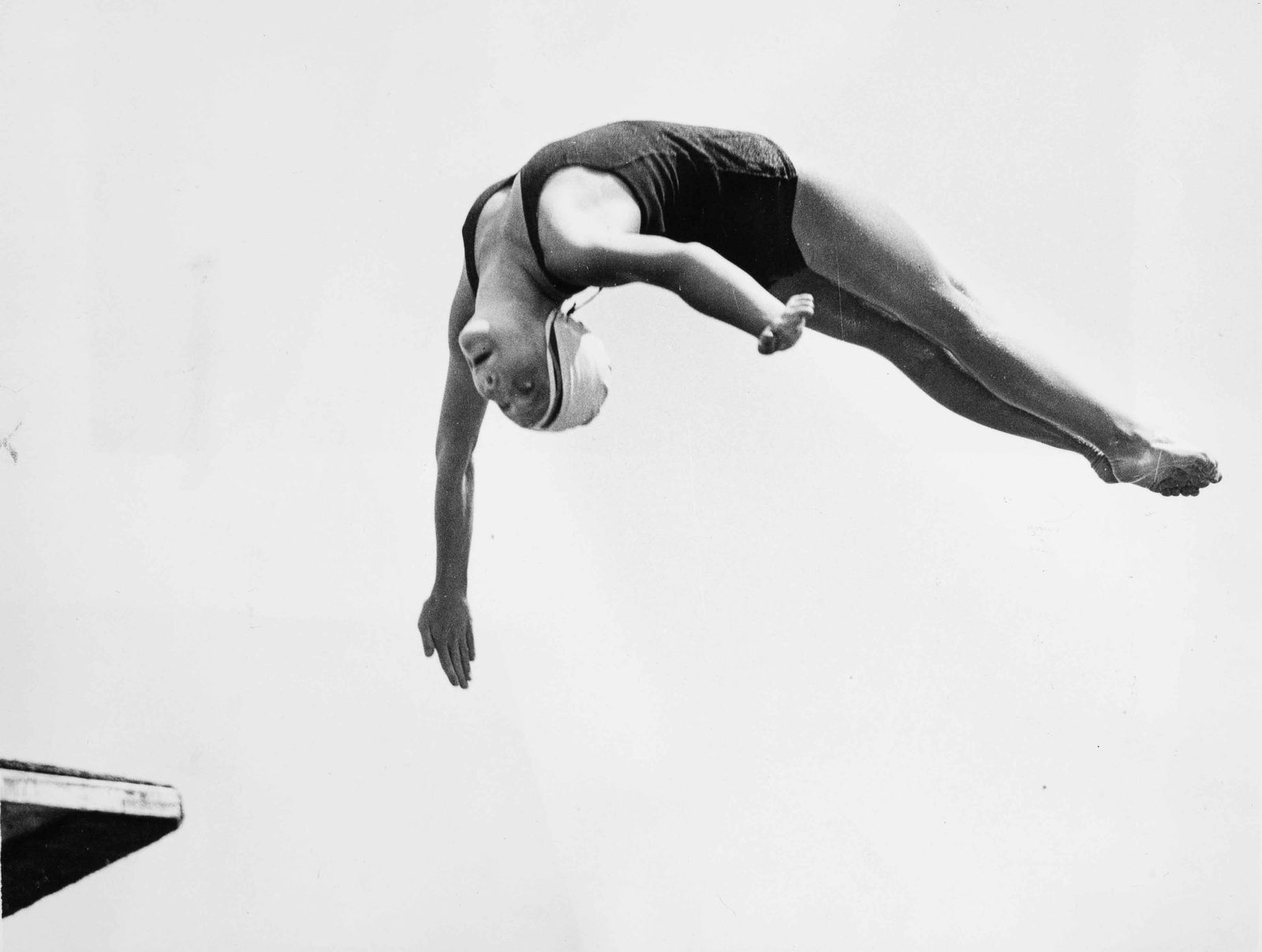 INTERNATIONAL NEWS PHOTOS | Olympia Berlin, 13-year-old gold winner Marjorie Gestring (1 of 1)
