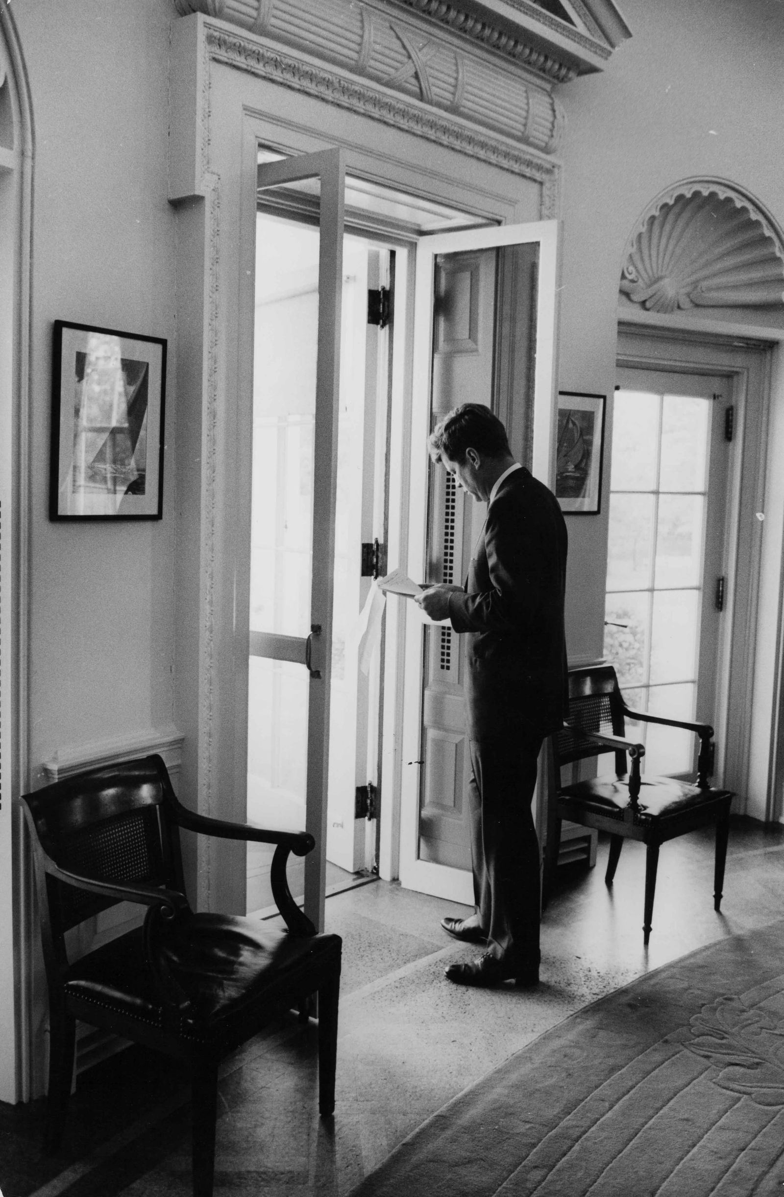 WALTER CARONE (1920–1982) | John F. Kennedy, 1963: Vintage print, 30 x 20 cm, stamped