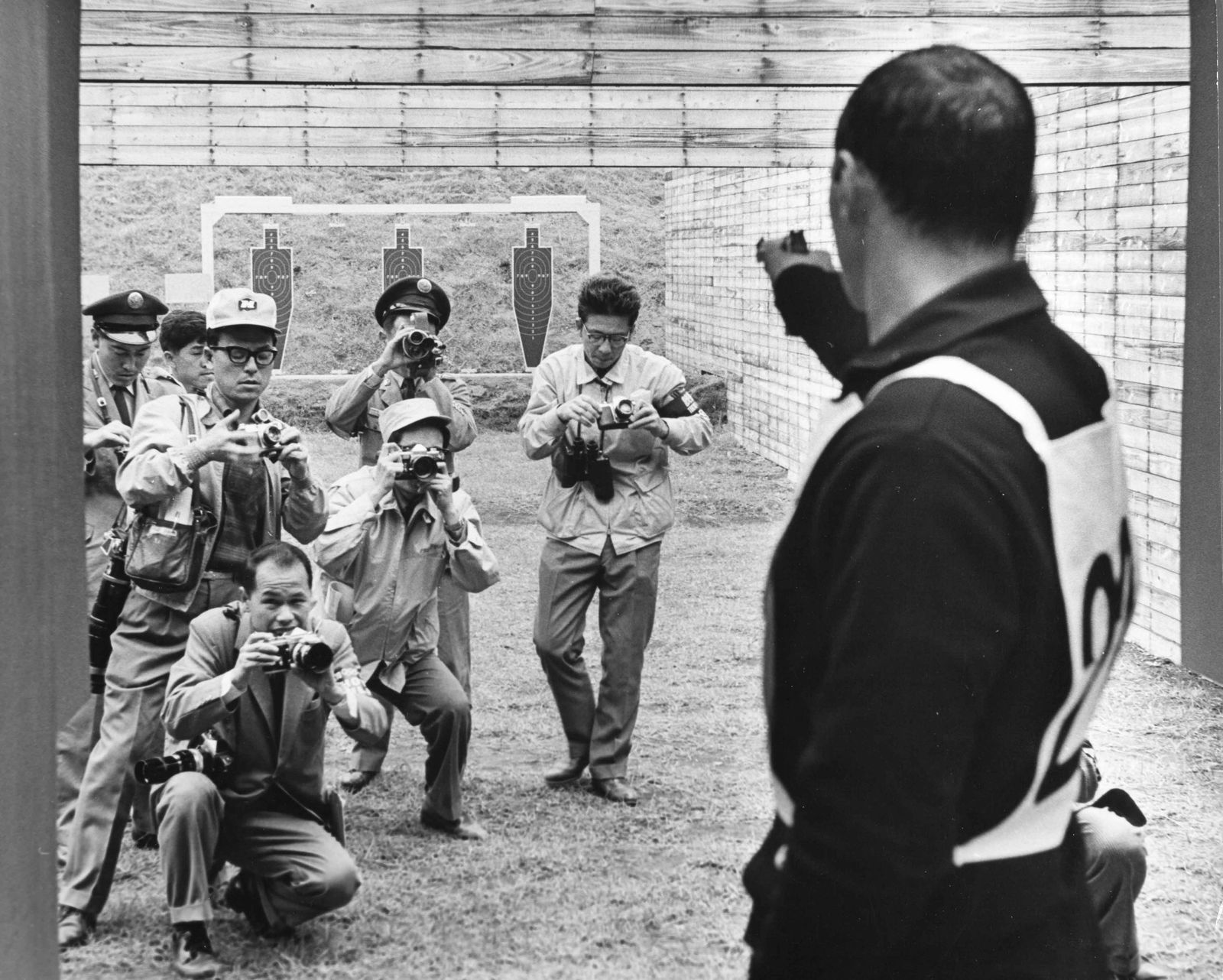 OLAVI KASKISUO (1942–2024) | Imre Nagy, Olympia Tokyo, 1964: Vintage print, 21 x 25 cm, stamped