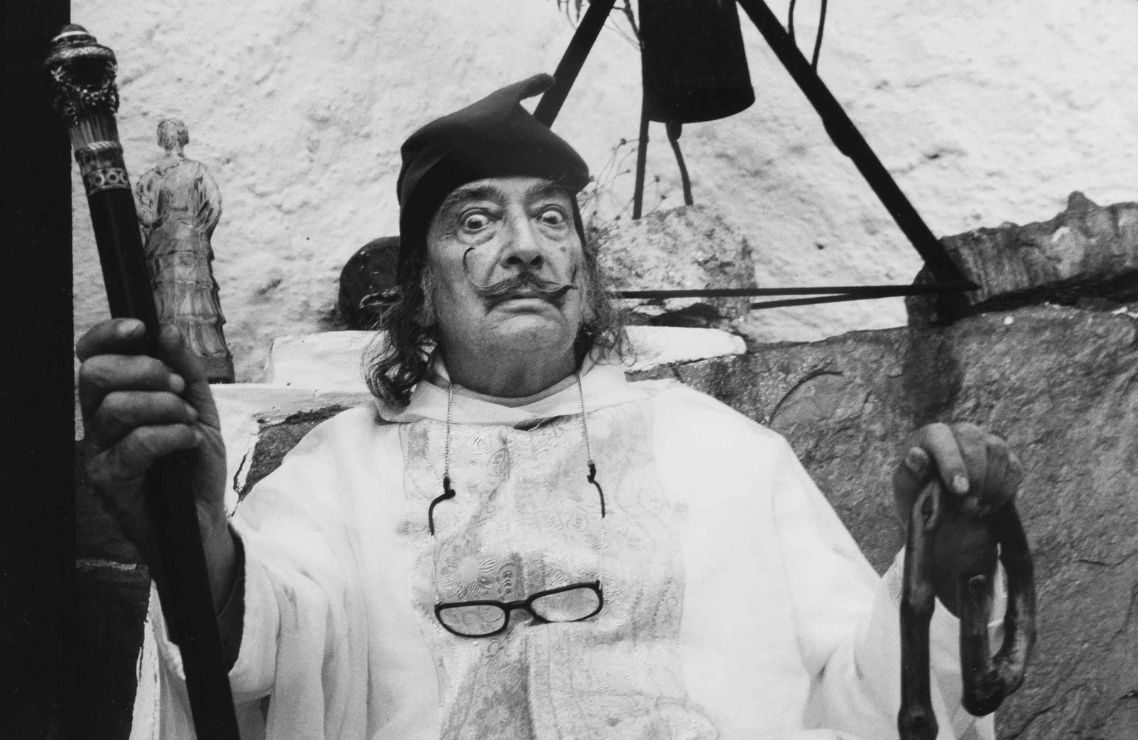 BENJAMIN AUGER (1942–2002) | Salvador Dalí, ca. 1975: Vintage print, 16 x 24 cm, stamped