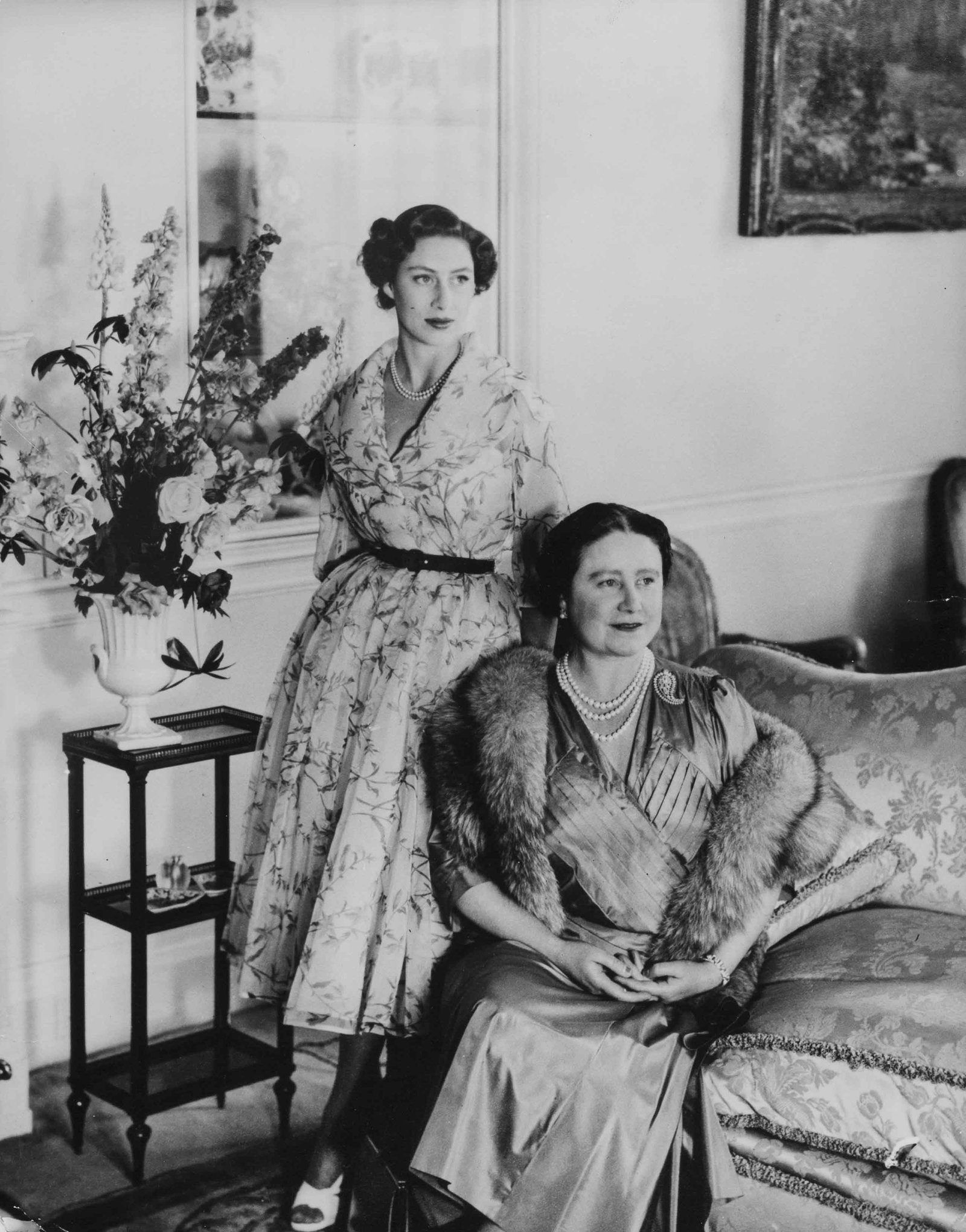 CECIL BEATON (1904–1980) | Queen Elisabeth the Queen Mother and Princess Margret: 24th birthday of Princess Margret Vintage print, 26 x 20 cm, stamped