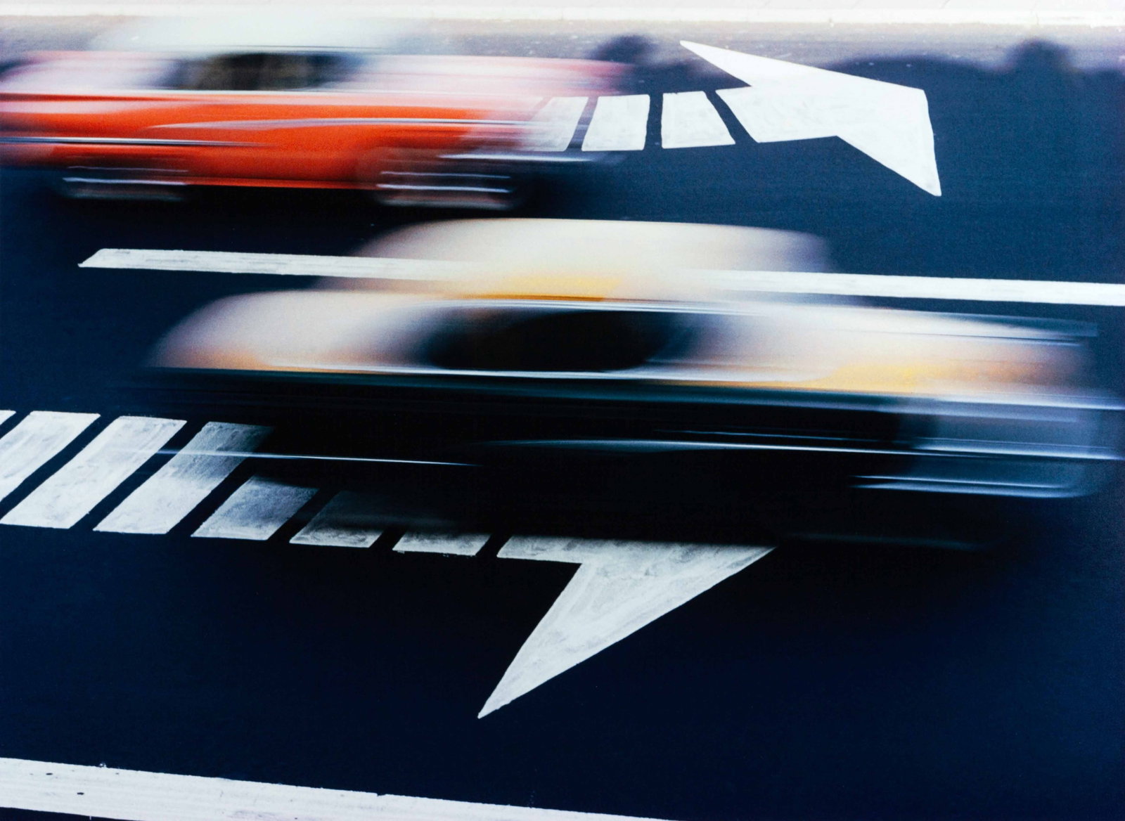 ERNST HAAS (1921–1986) : ERNST HAAS (1921–1986) | Traffic, New York City 1957 Image size: 44 x 66.2 cm English Chromogenic print, printed 2022 on double-weight semi-matte paper 50.7 x 76.3 cm, in excellent condition. Ha