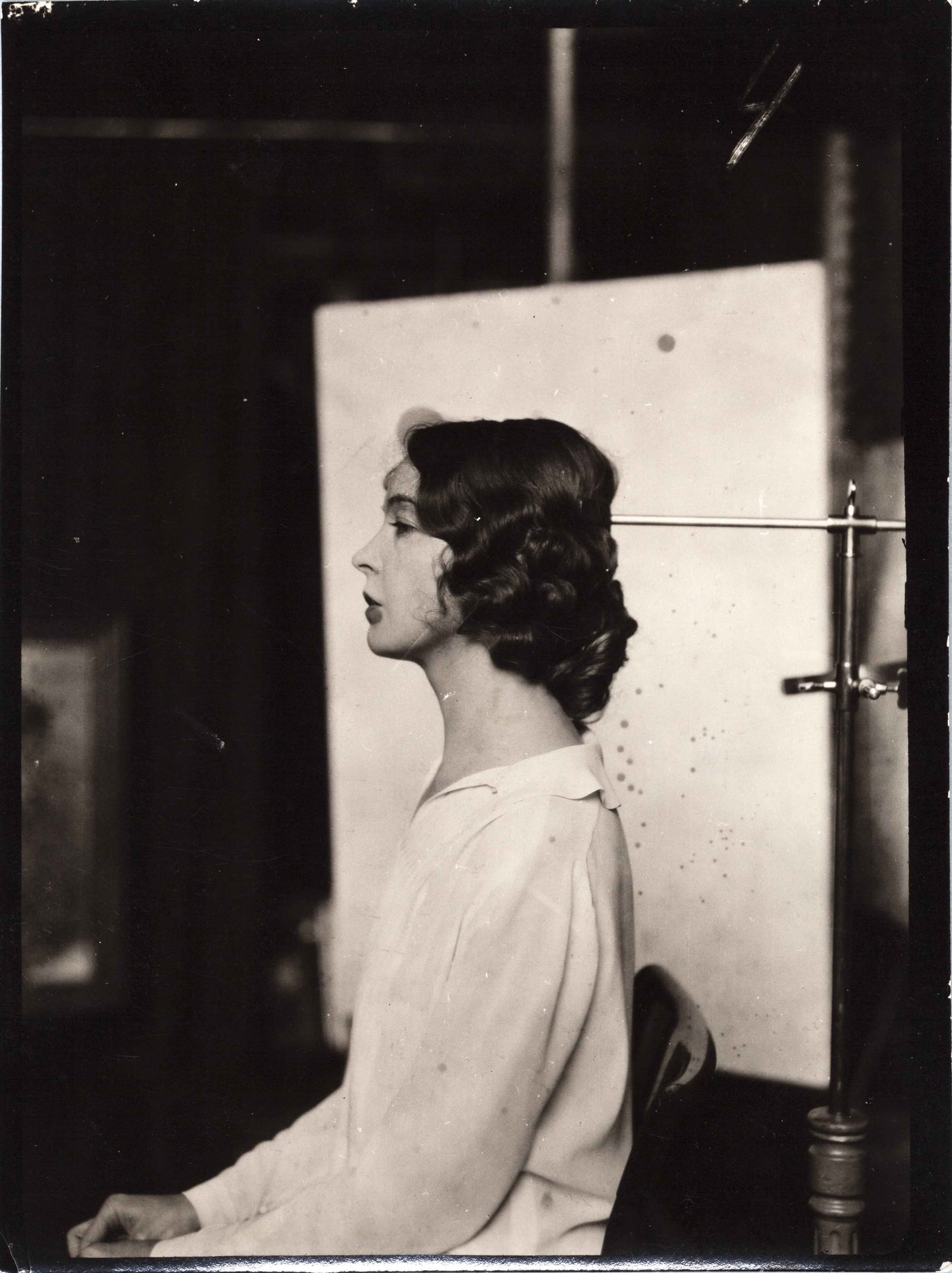 EMIL ORLIK (1870–1932): EMIL ORLIK (1870–1932) | Actress Lillian Gish, Berlin 1925 Image Size: 11.3 x 8.2 cm English Vintage gelatin silver contact print on single-weight, semi-matte paper c. 12 x 9 cm, in very good co