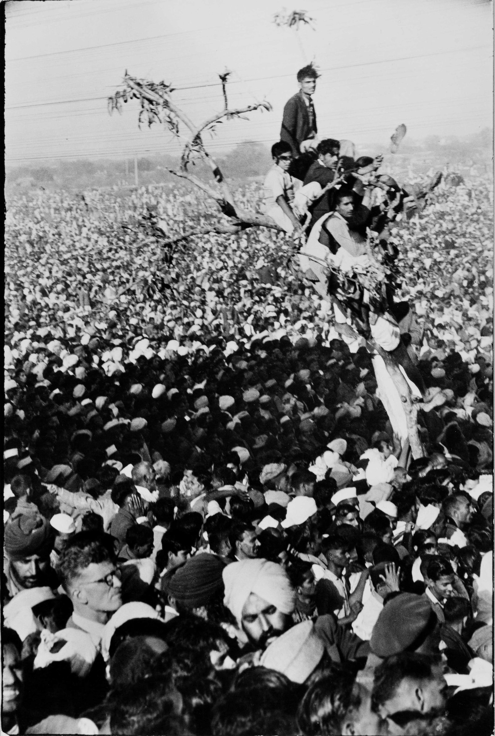 HENRI CARTIER-BRESSON (1908–2004): HENRI CARTIER-BRESSON (1908–2004) | Gandhi's Cremation, Delhi, January 30, 1948 Image Size: 28.7 x 19.1 cm English Gelatin silver print, printed in the 1970s, 29 x 19 cm, in very good